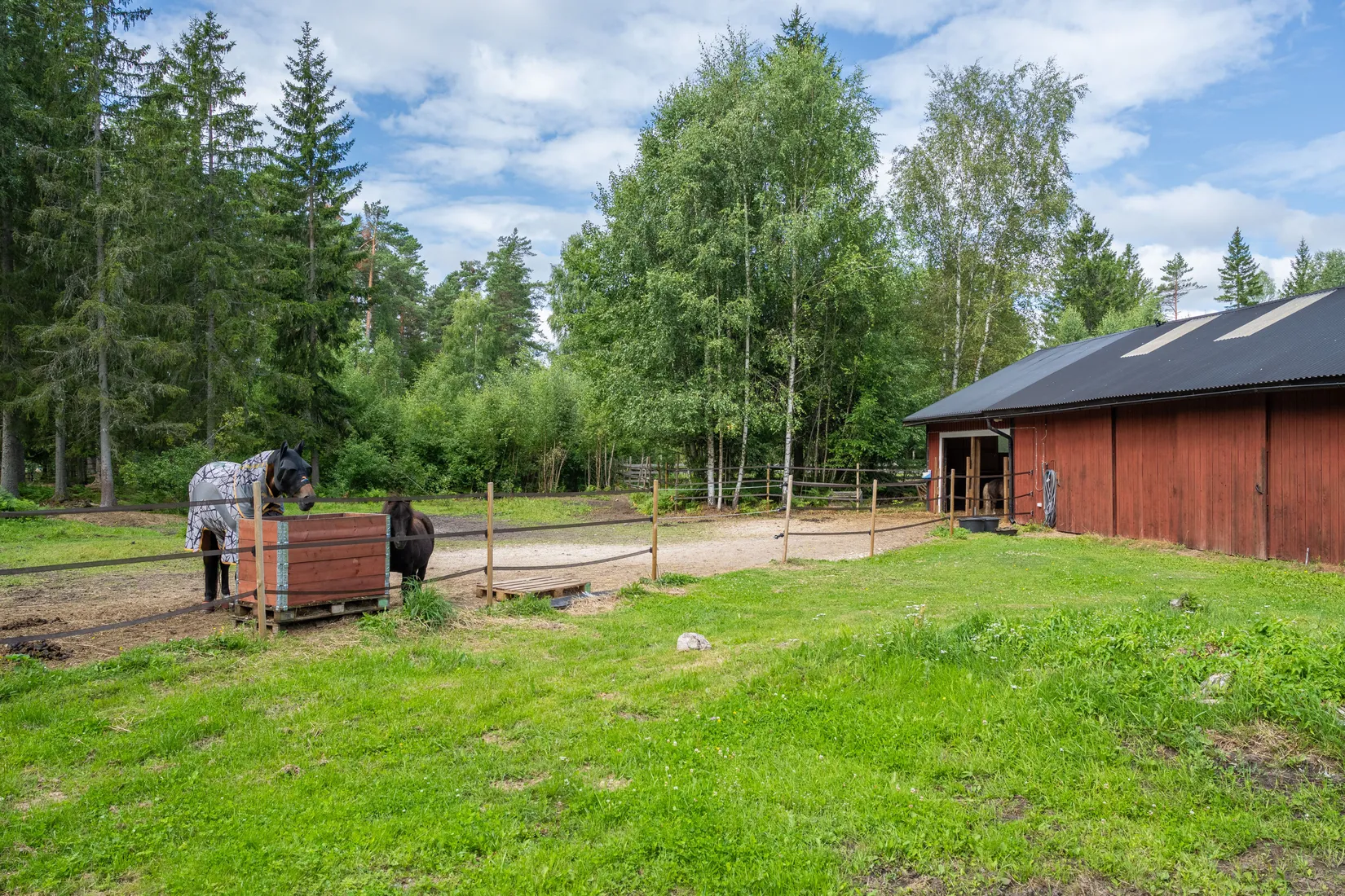 Gård/Skog, Slindergården, Lantligt, Södertälje