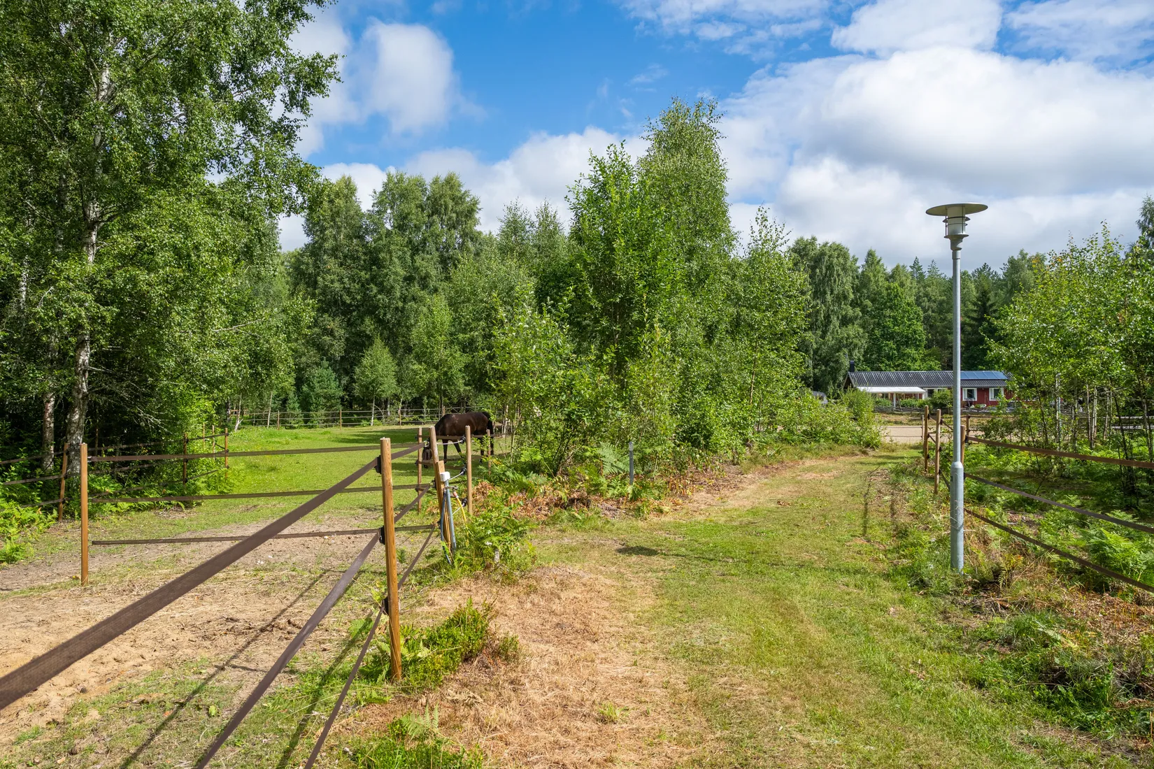 Gård/Skog, Slindergården, Lantligt, Södertälje