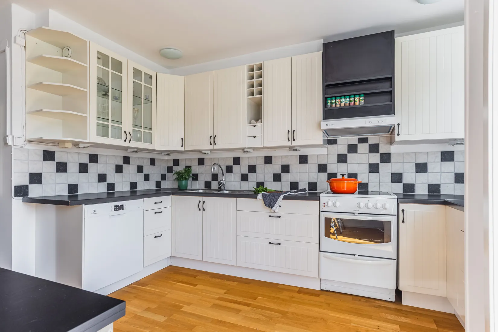 Bostadsrätt, Hackstavägen 10B, Åkersberga Centrum, Österåker