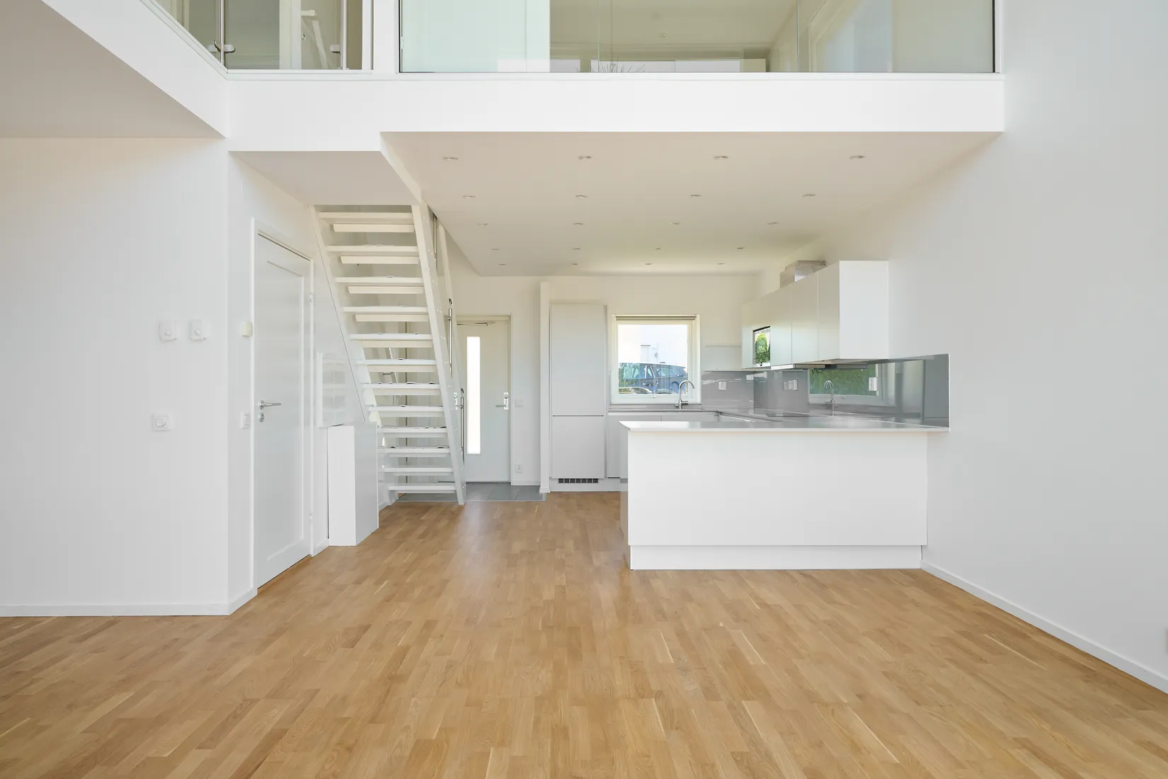 Radhus, Dianavägen 5B, Glömsta, Huddinge