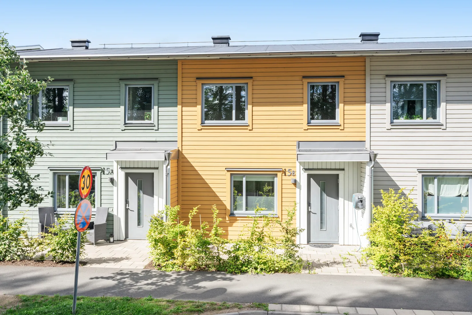 Radhus, Hägnadsgatan 15b, Trädgårdsstaden, Skövde