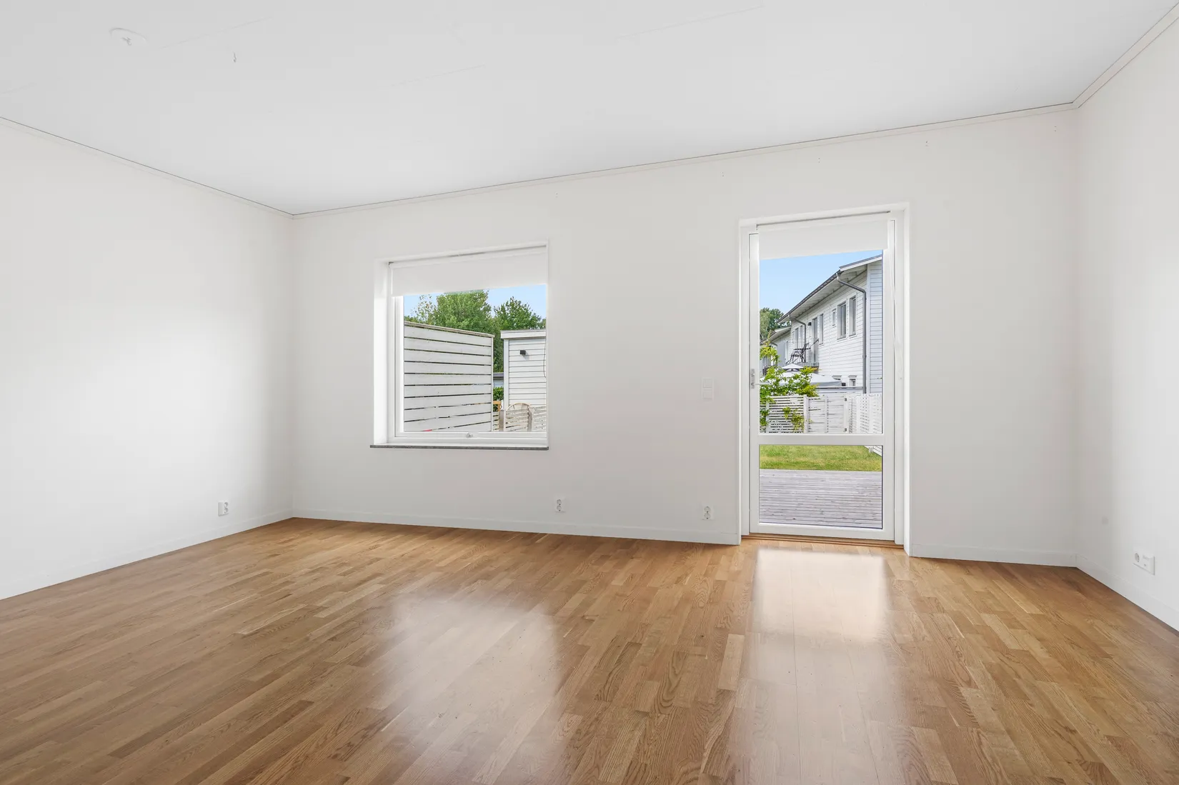 Radhus, Hägnadsgatan 15b, Trädgårdsstaden, Skövde