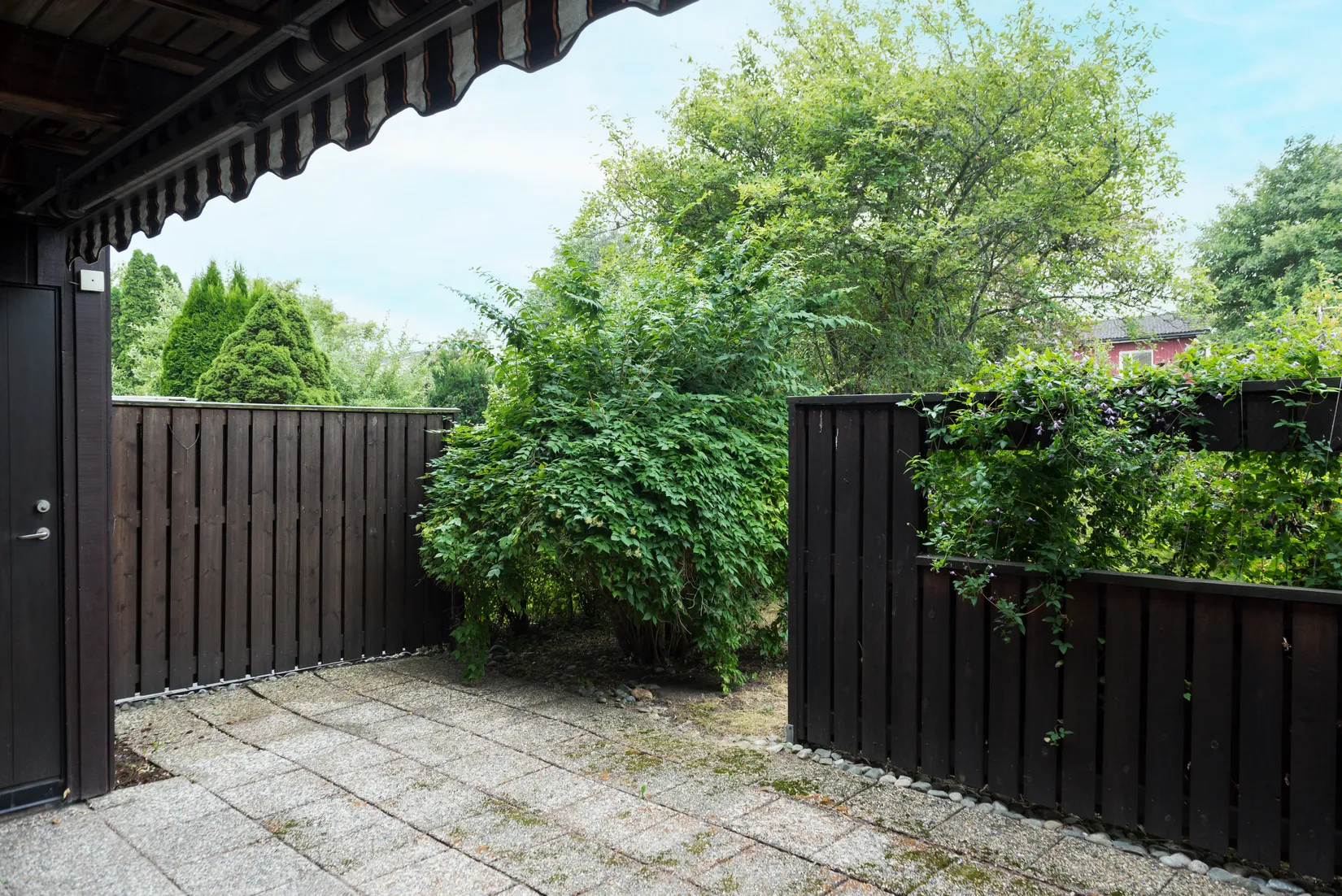 Radhus, Rågetsvägen 11, Önsta Gryta, Västerås
