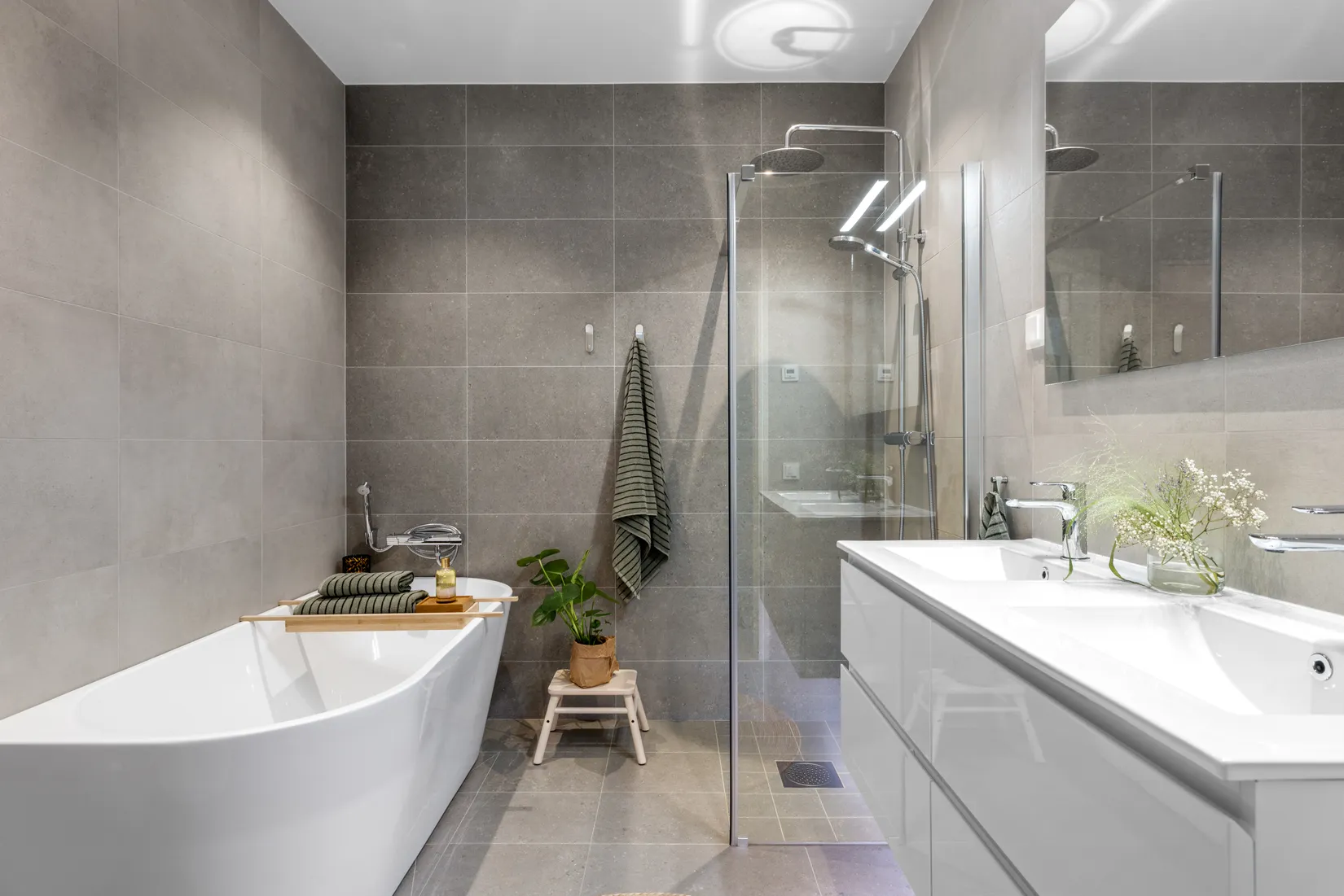 Radhus, Vidablicksvägen 3C, Trollbäcken, Skälsätra, Tyresö
