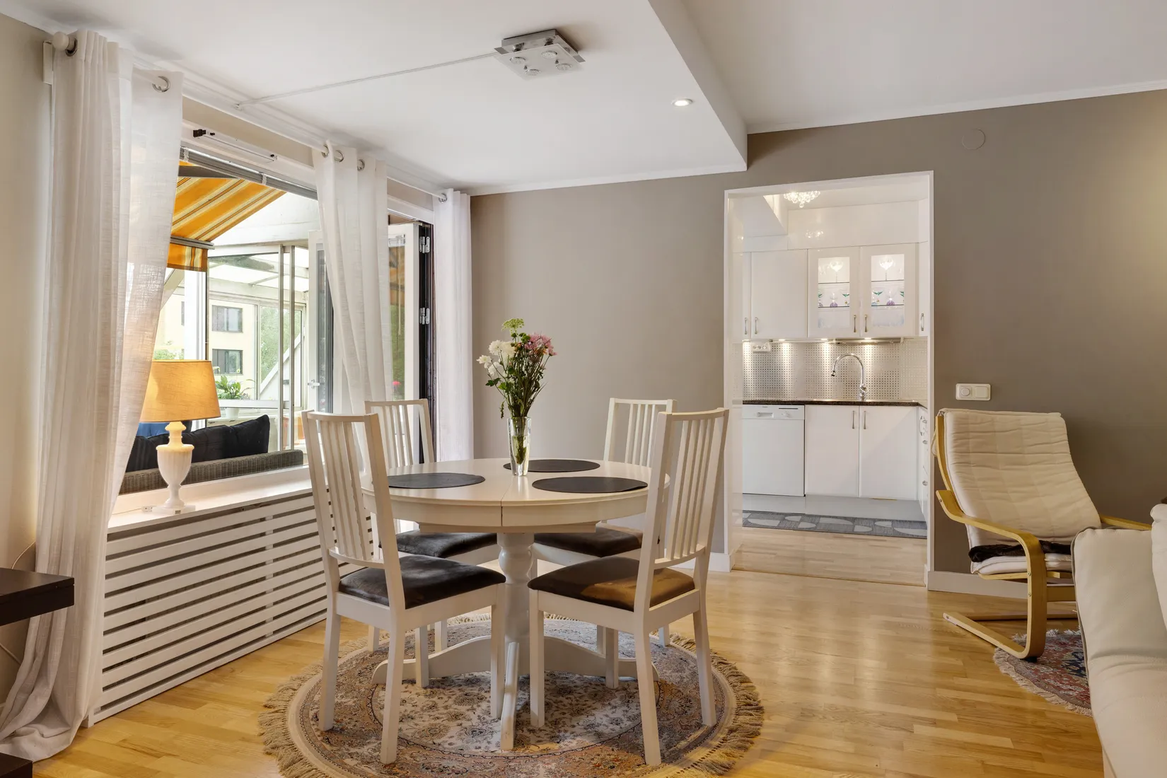 Bostadsrätt, Hasselbacken 11B, Centralt, Upplands Väsby