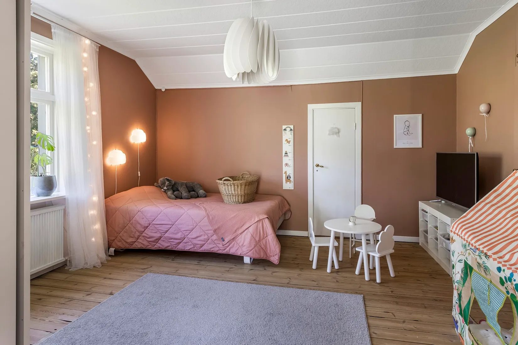 Villa, Norra Vikingagatan 8, Näs, Hallstahammar