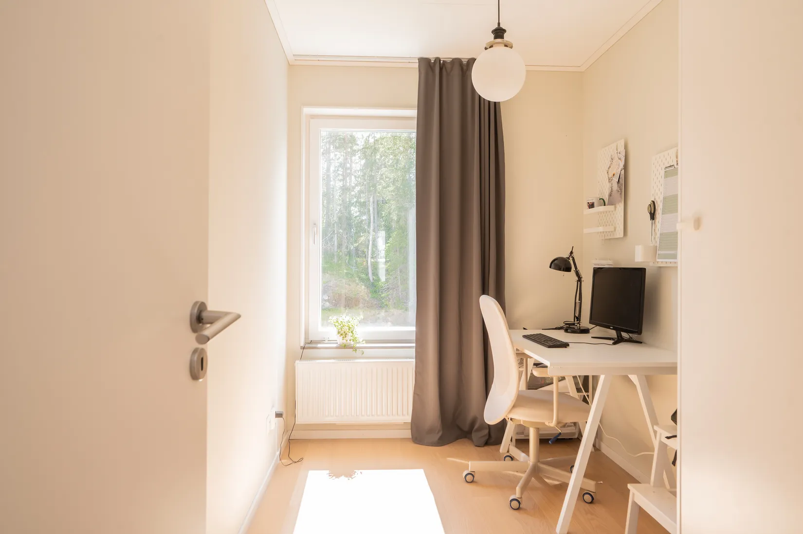 Radhus, Lillgårdsgränd 6, Snättringe, Huddinge