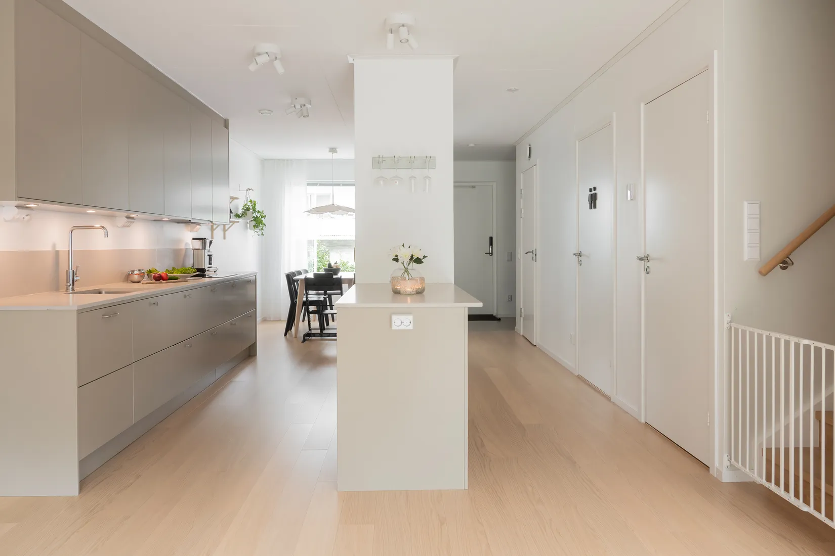 Radhus, Lillgårdsgränd 6, Snättringe, Huddinge