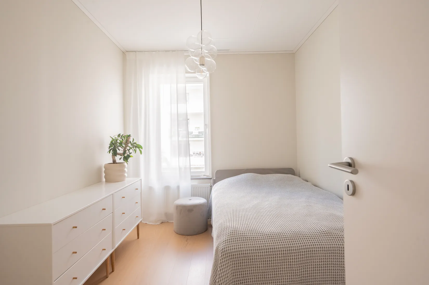 Radhus, Lillgårdsgränd 6, Snättringe, Huddinge