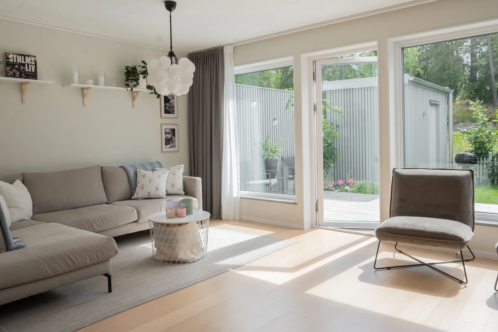 Radhus, Lillgårdsgränd 6, Snättringe, Huddinge