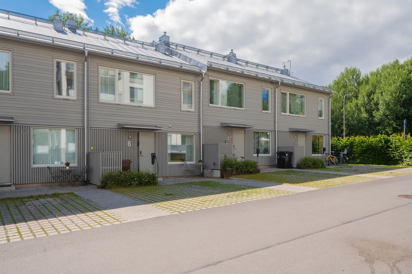 Radhus, Lillgårdsgränd 6, Snättringe, Huddinge