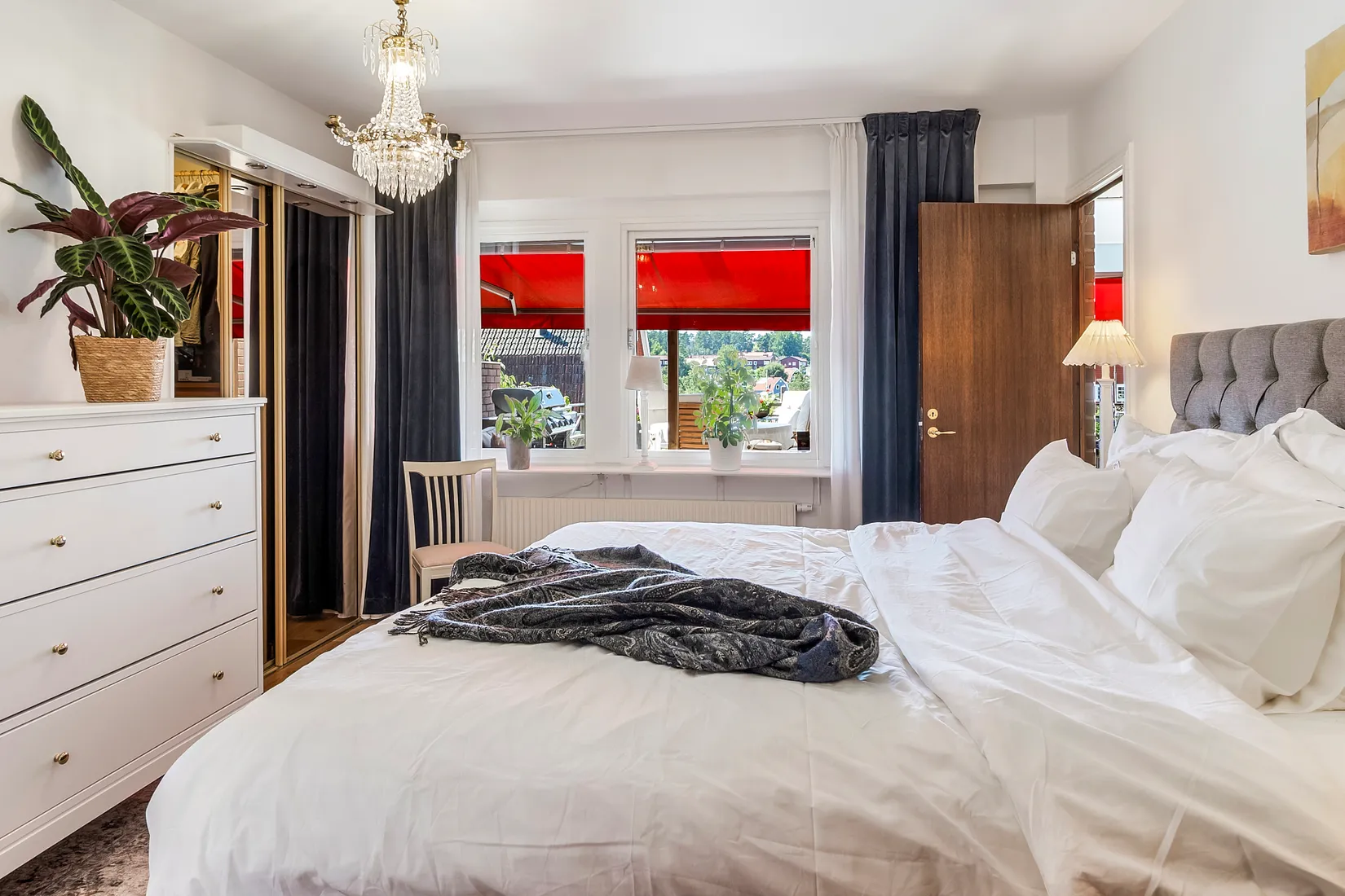 Radhus, Bernsborgsstigen 12, Blåsbo, Västerås