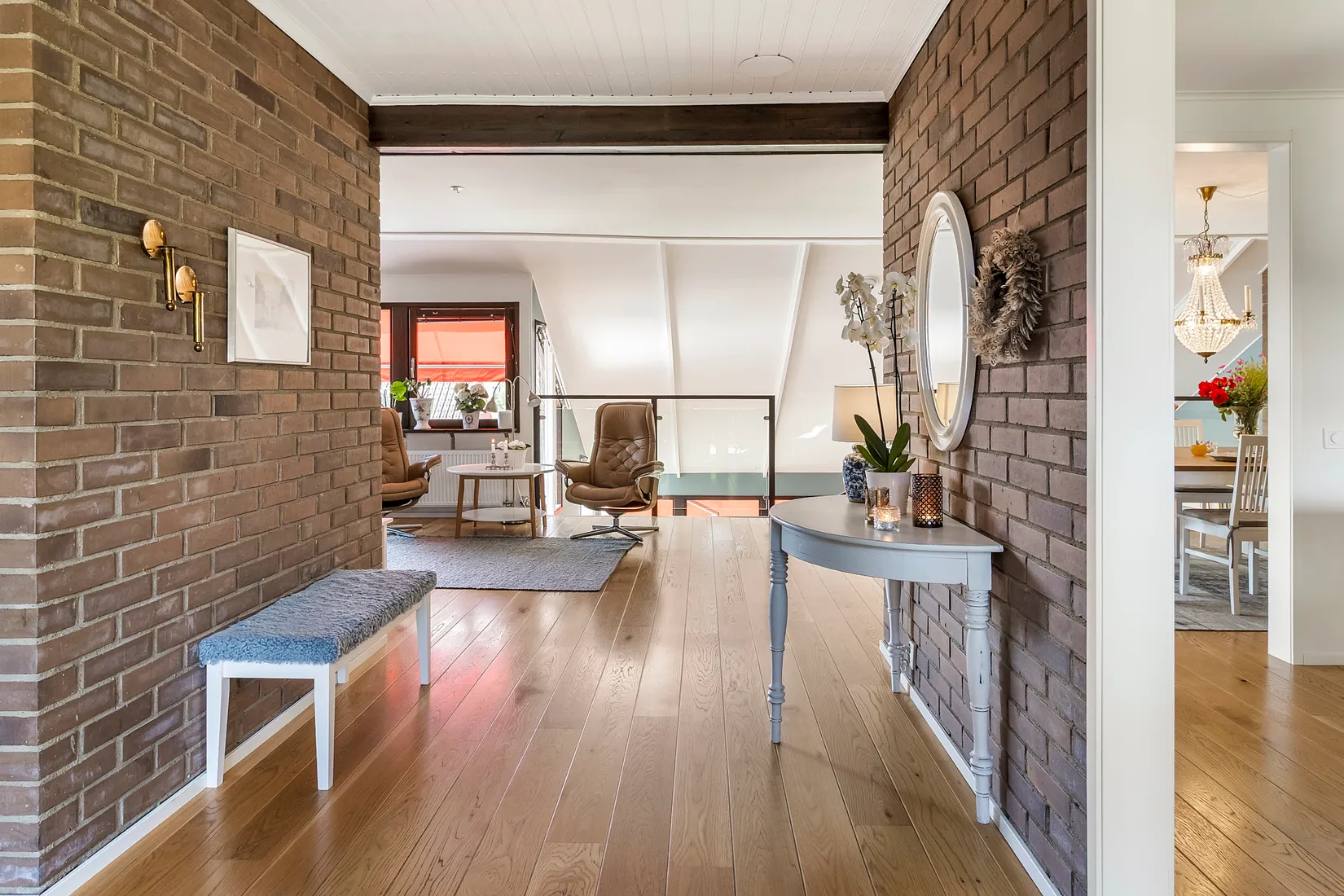 Radhus, Bernsborgsstigen 12, Blåsbo, Västerås