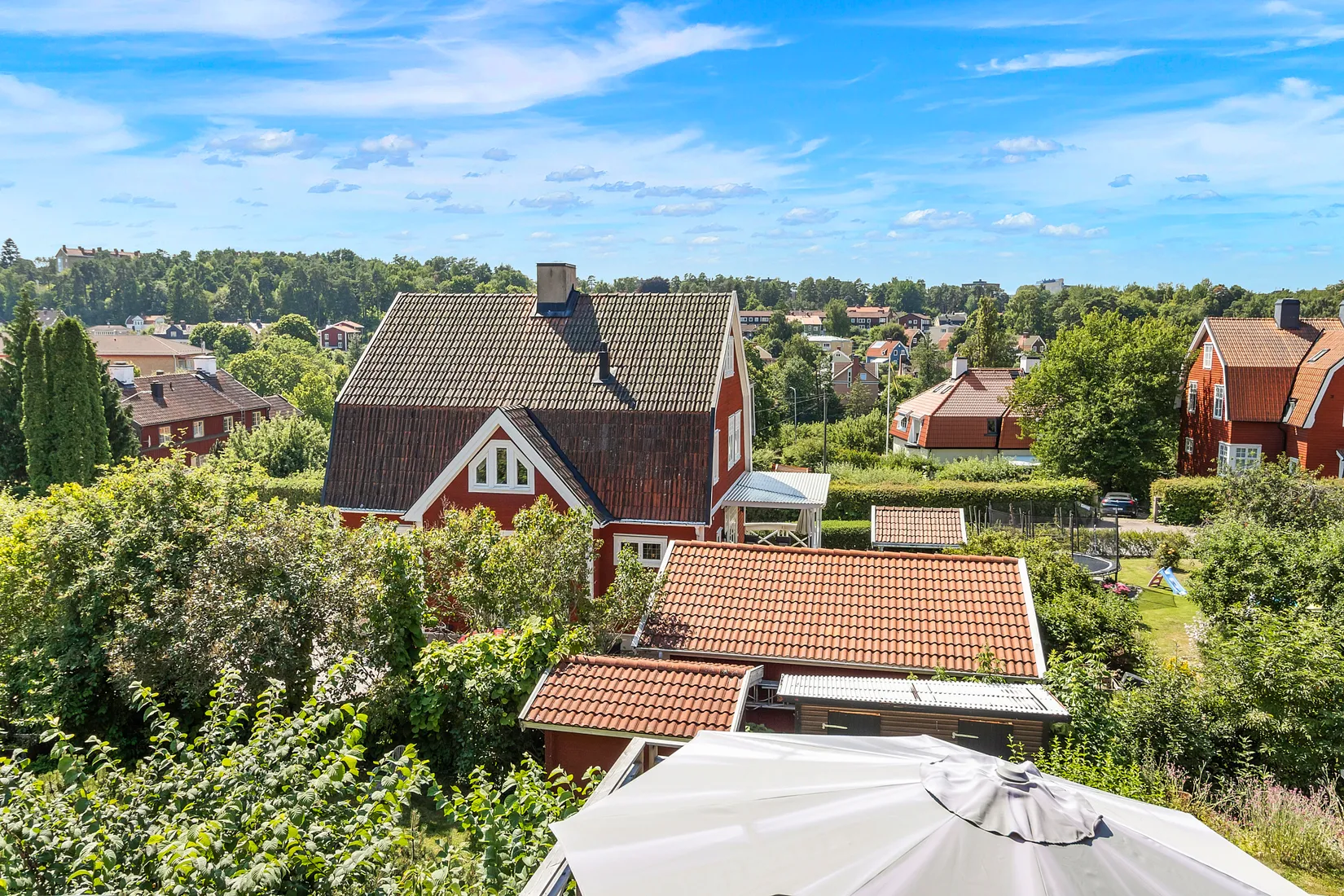 Radhus, Bernsborgsstigen 12, Blåsbo, Västerås