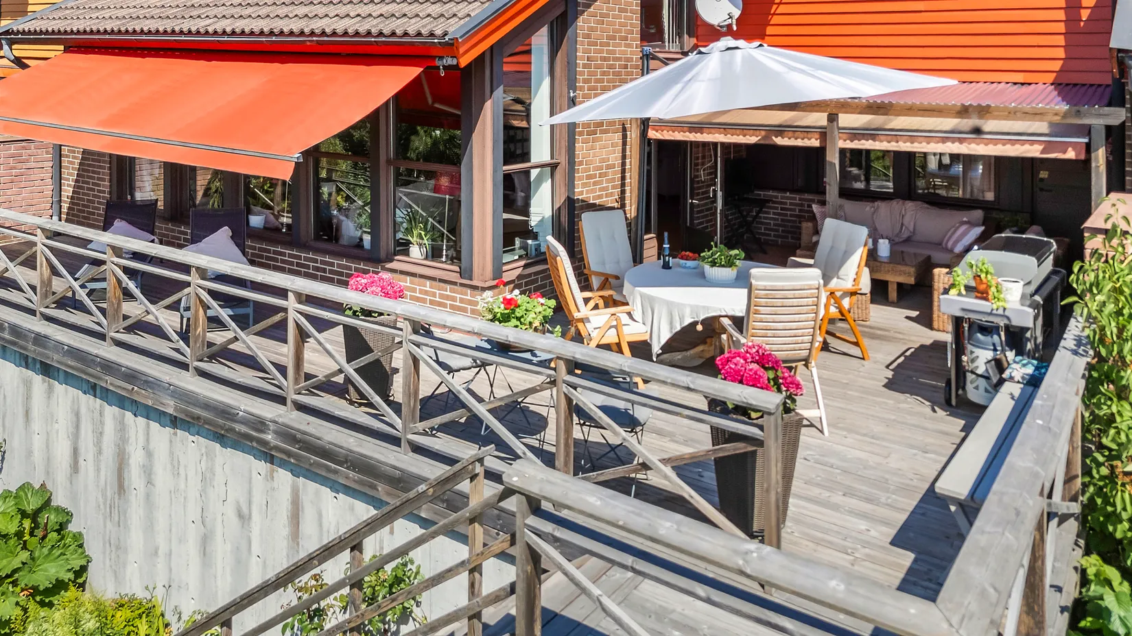Radhus, Bernsborgsstigen 12, Blåsbo, Västerås