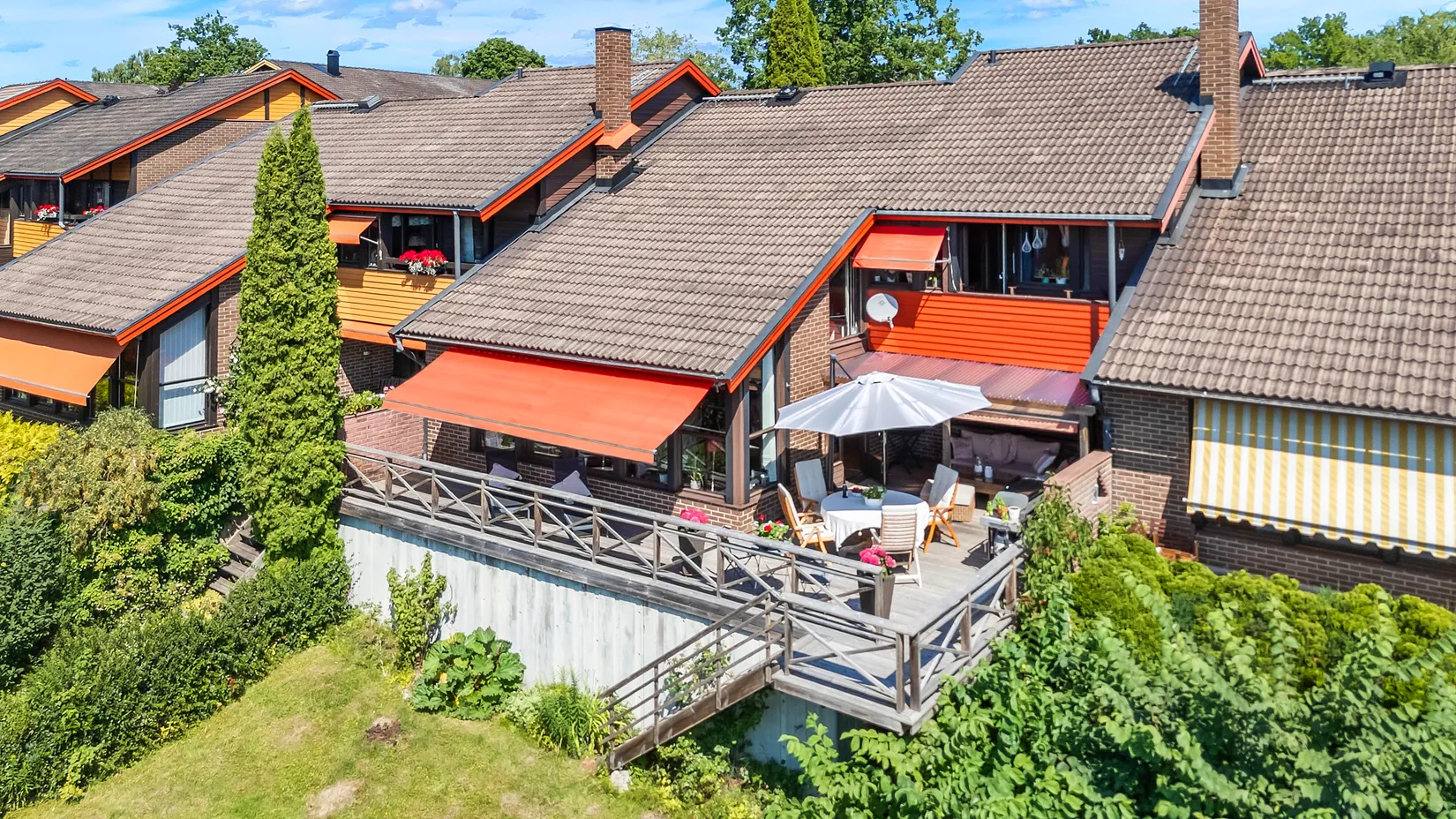 Radhus, Bernsborgsstigen 12, Blåsbo, Västerås