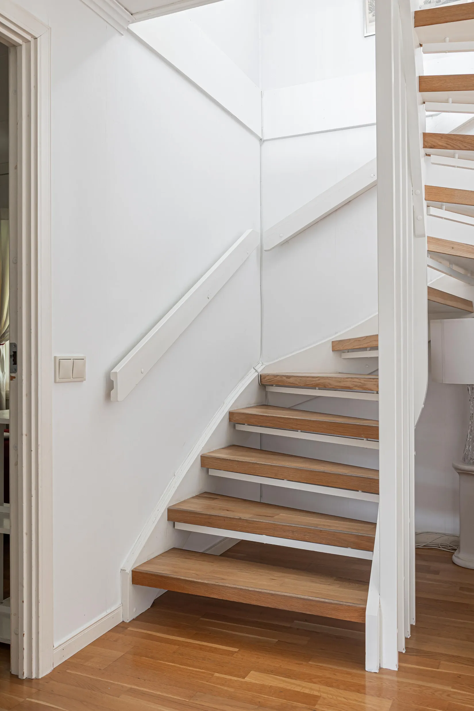 Radhus, Vegagatan 13B, Vega, Västerås