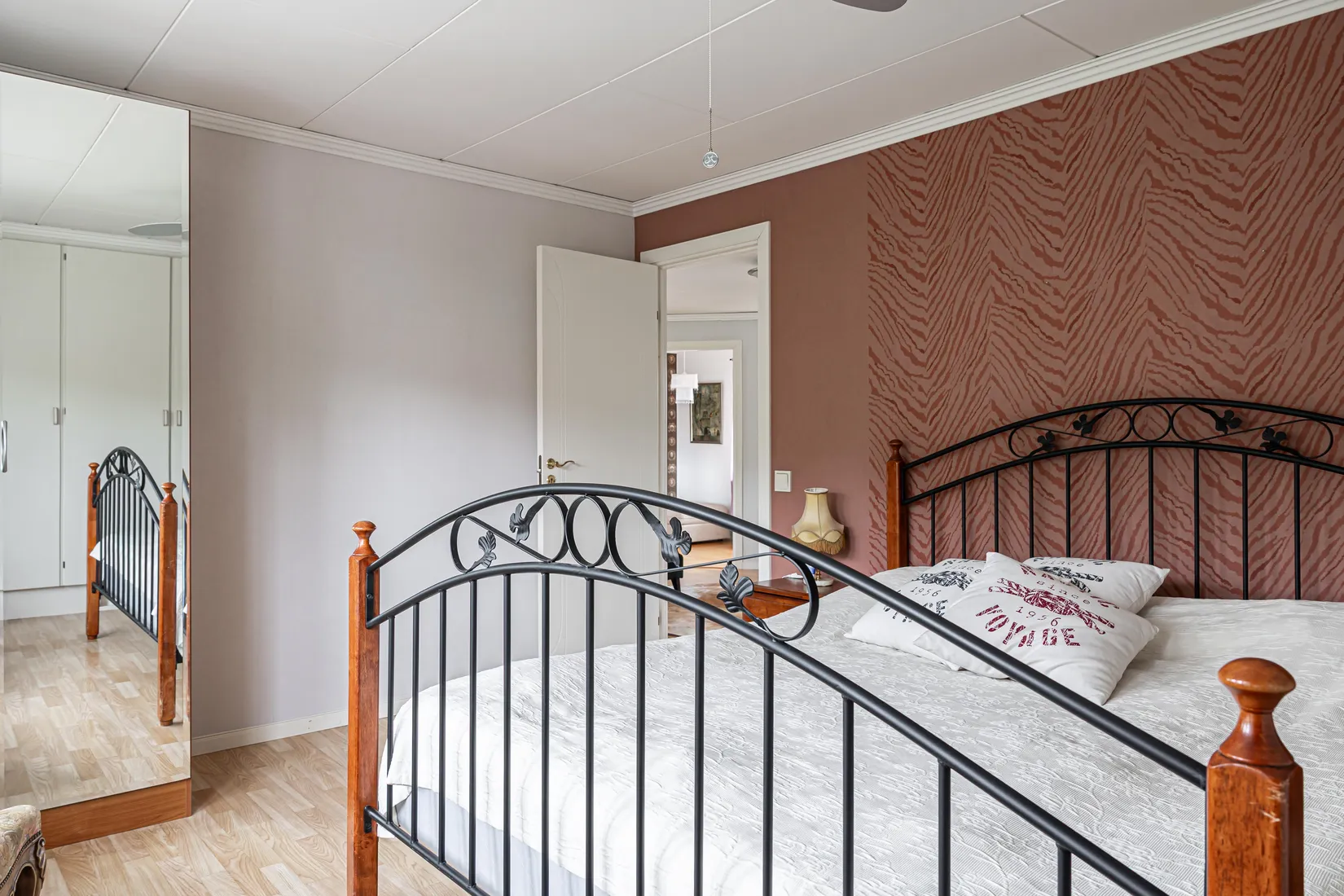 Radhus, Vegagatan 13B, Vega, Västerås