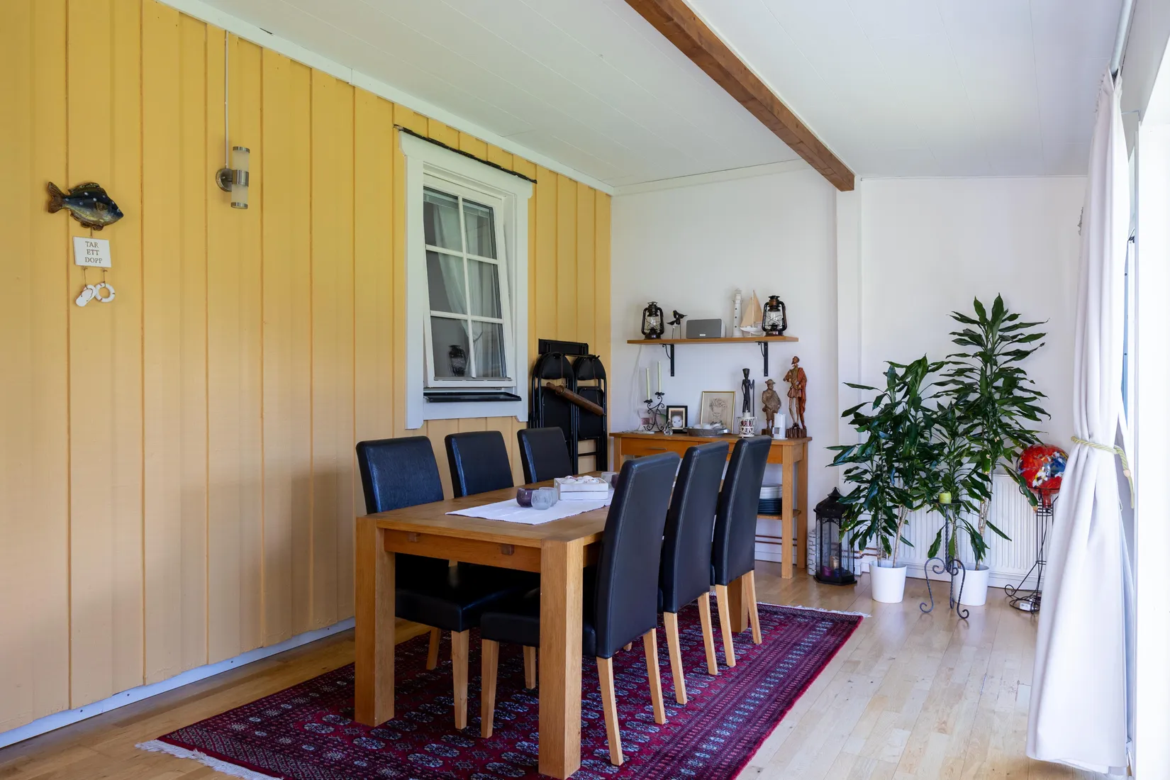 Radhus, Vegagatan 13B, Vega, Västerås