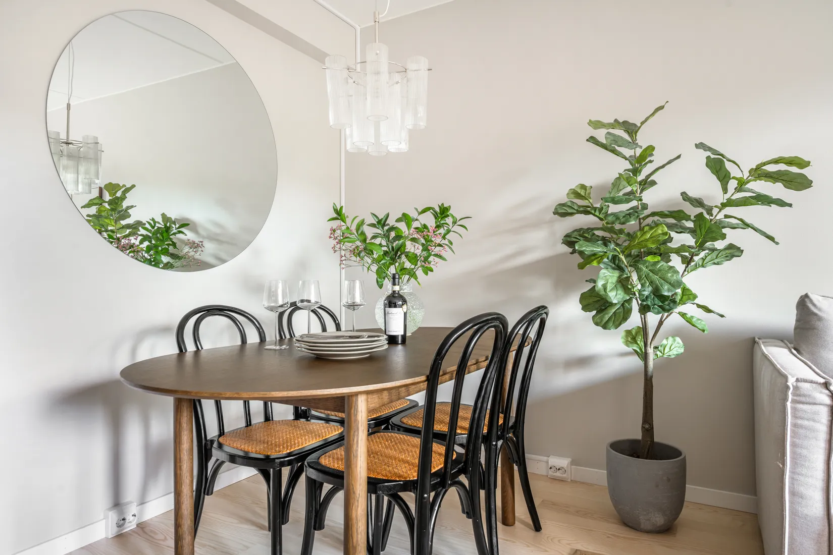 Bostadsrätt, Almagatan 10, Haga Norra, Solna