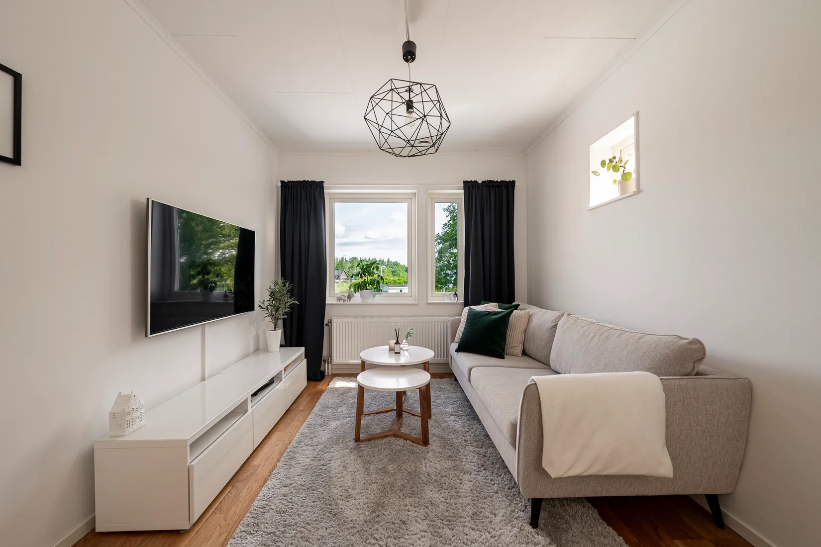 Radhus, Lahtisgatan 45, Lillhamra, Västerås