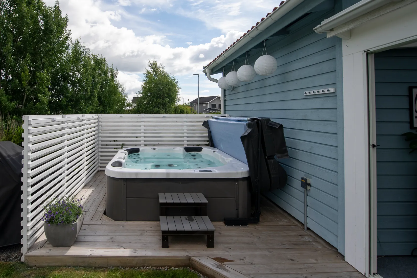 Radhus, Lahtisgatan 45, Lillhamra, Västerås