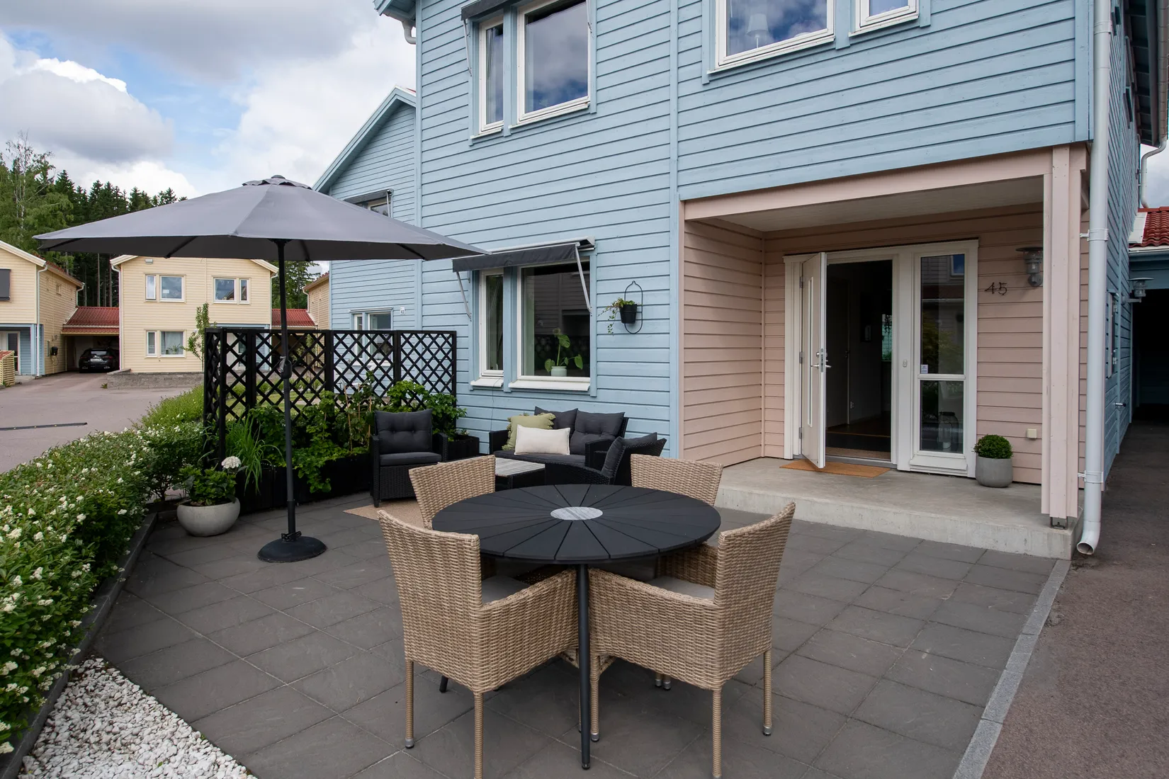 Radhus, Lahtisgatan 45, Lillhamra, Västerås