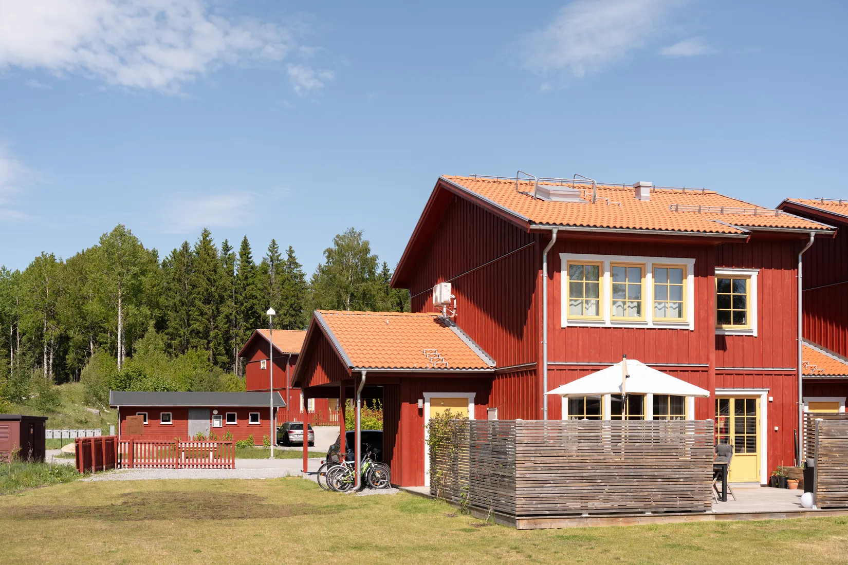 Radhus, Salamandervägen 2, Gäddeholm, Västerås