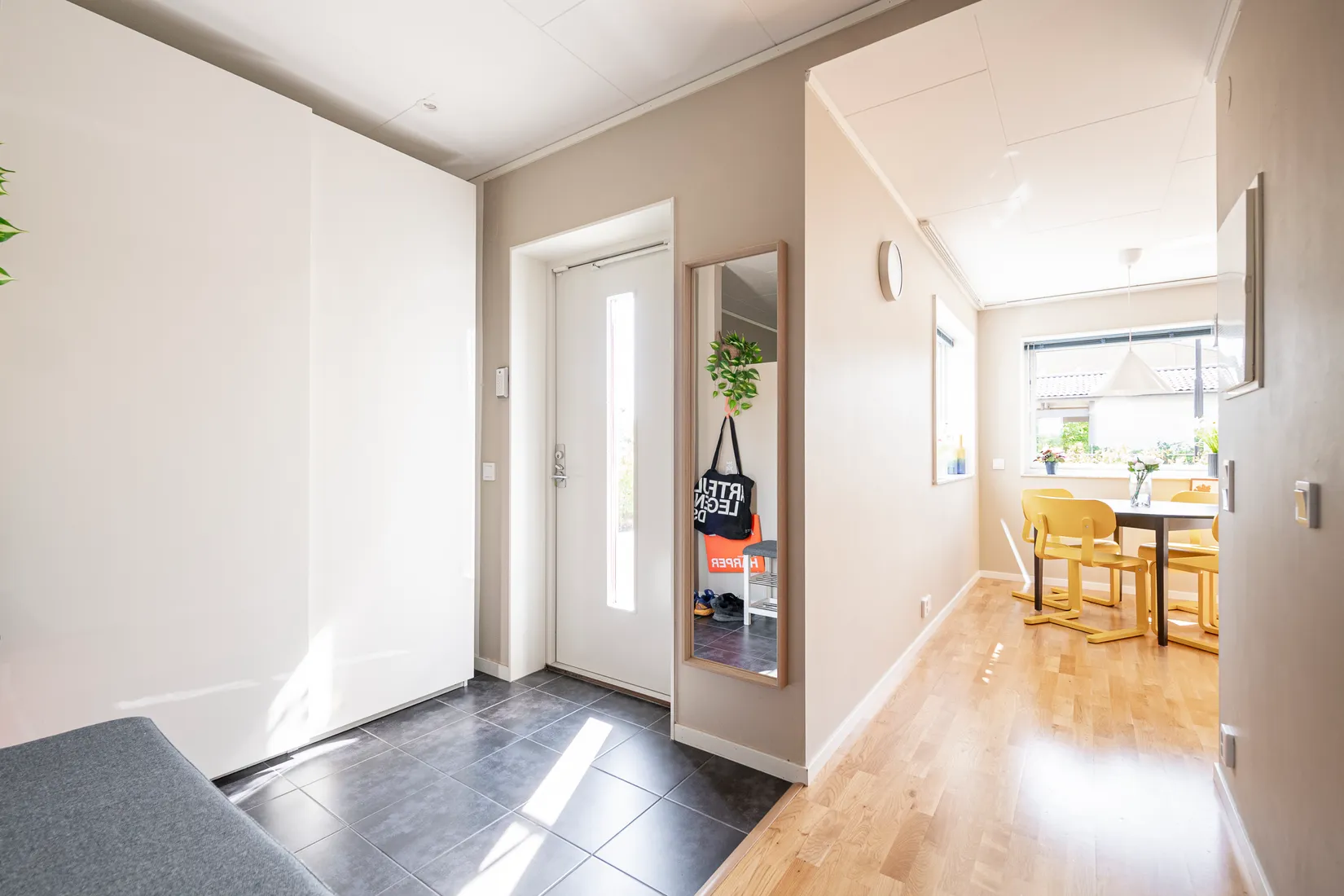 Radhus, Finlandsgatan 2, Lillhamra, Västerås