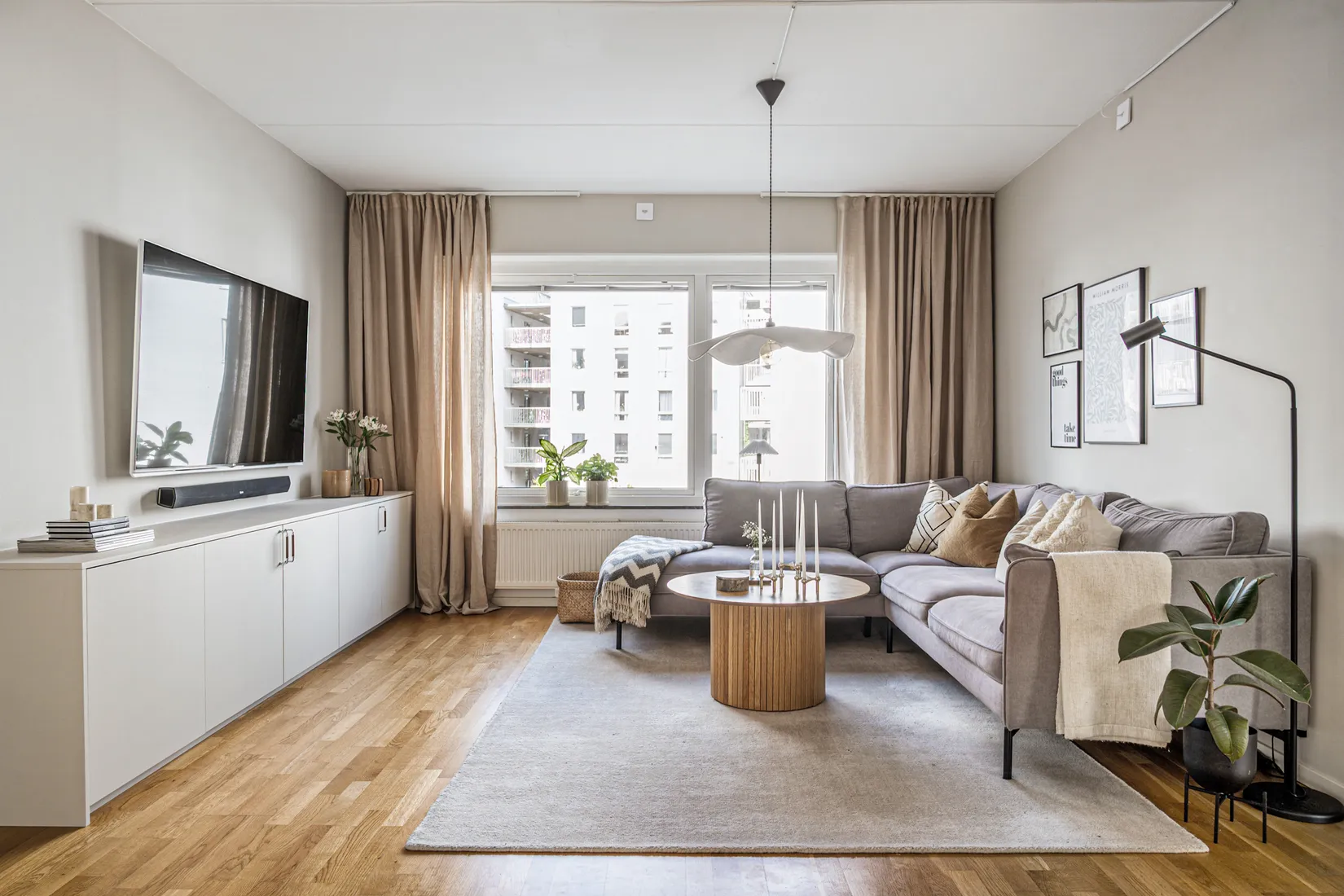 Bostadsrätt, Axel Wennergrens väg 16, Tyresö Centrum, Tyresö