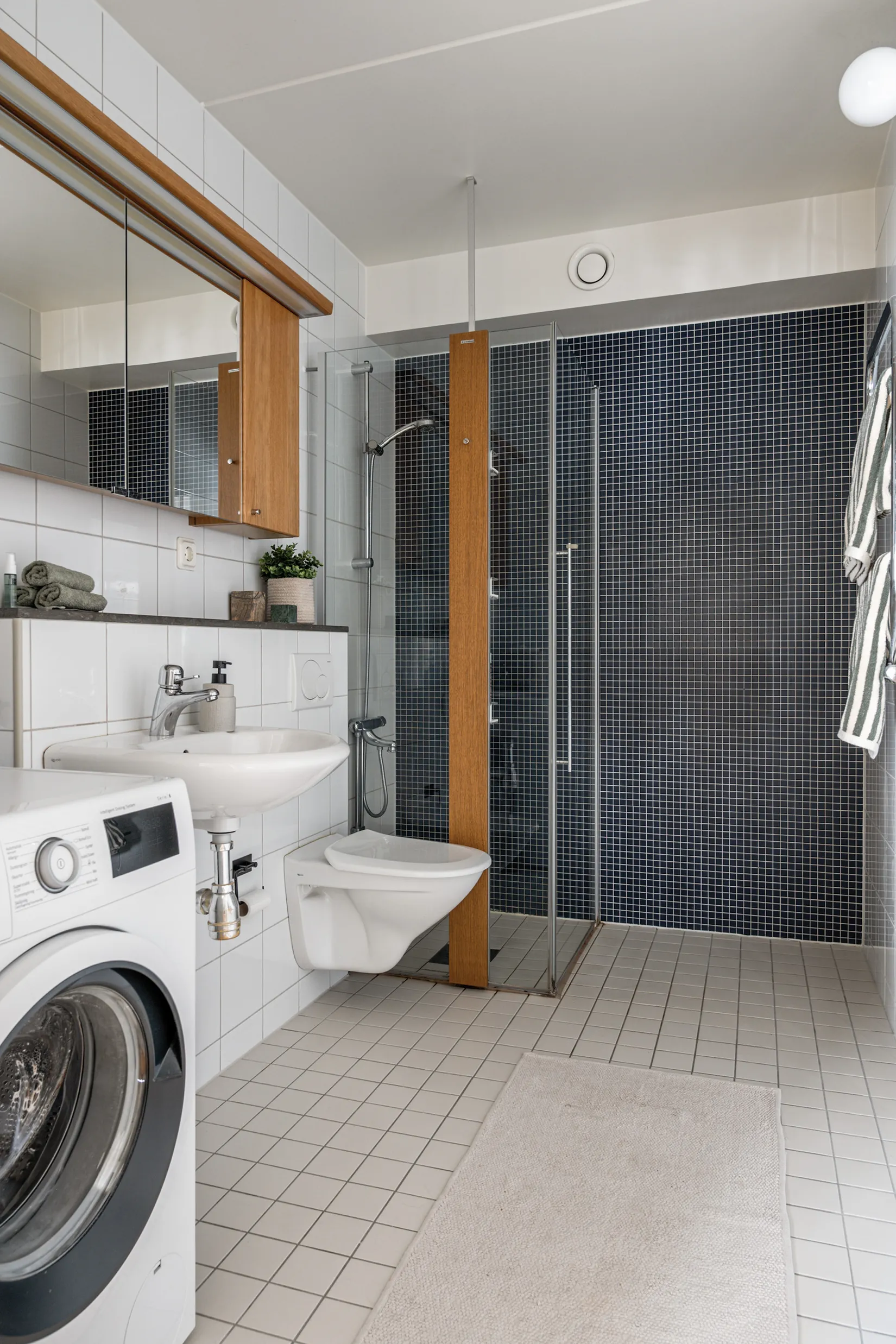 Bostadsrätt, Axel Wennergrens väg 16, Tyresö Centrum, Tyresö