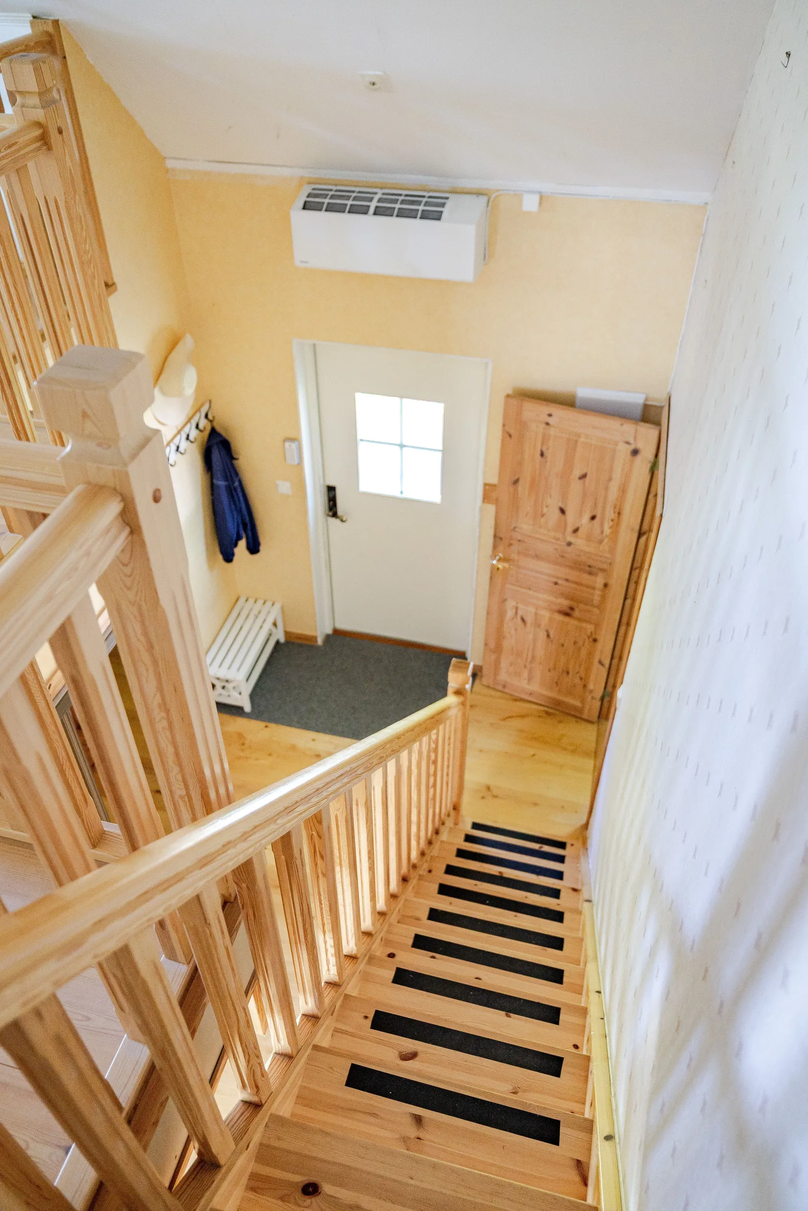 Villa, Mora Sjötorp 3  & Mora Sjötorp 2, Mora/Sundbyholm, Eskilstuna