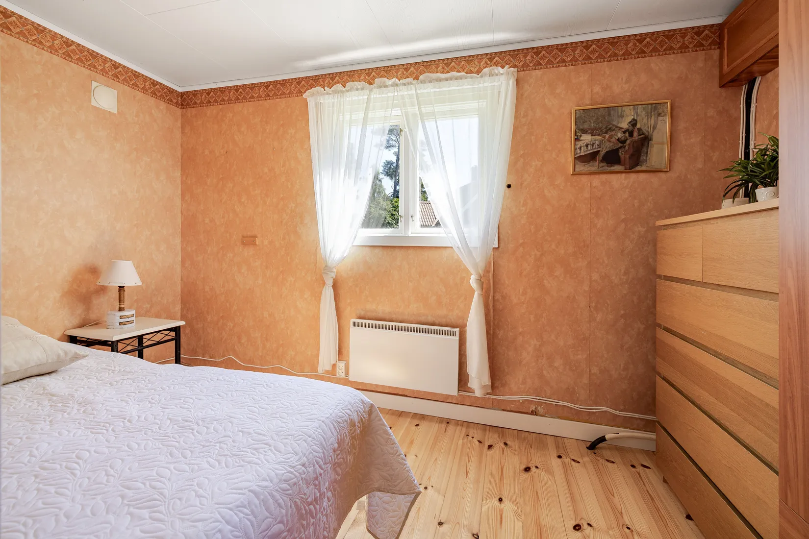 Villa, Mora Sjötorp 3  & Mora Sjötorp 2, Mora/Sundbyholm, Eskilstuna