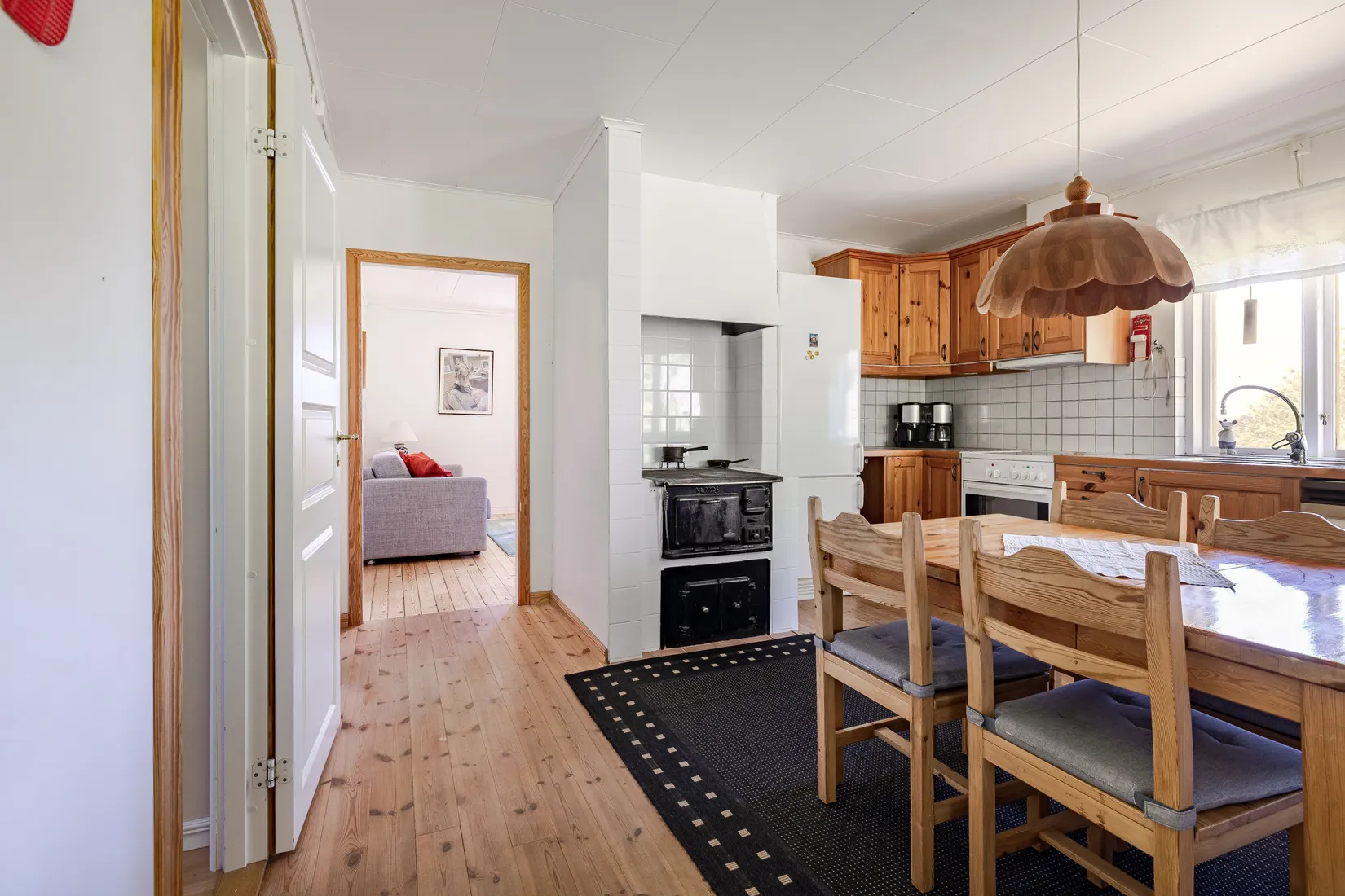 Villa, Mora Sjötorp 3  & Mora Sjötorp 2, Mora/Sundbyholm, Eskilstuna