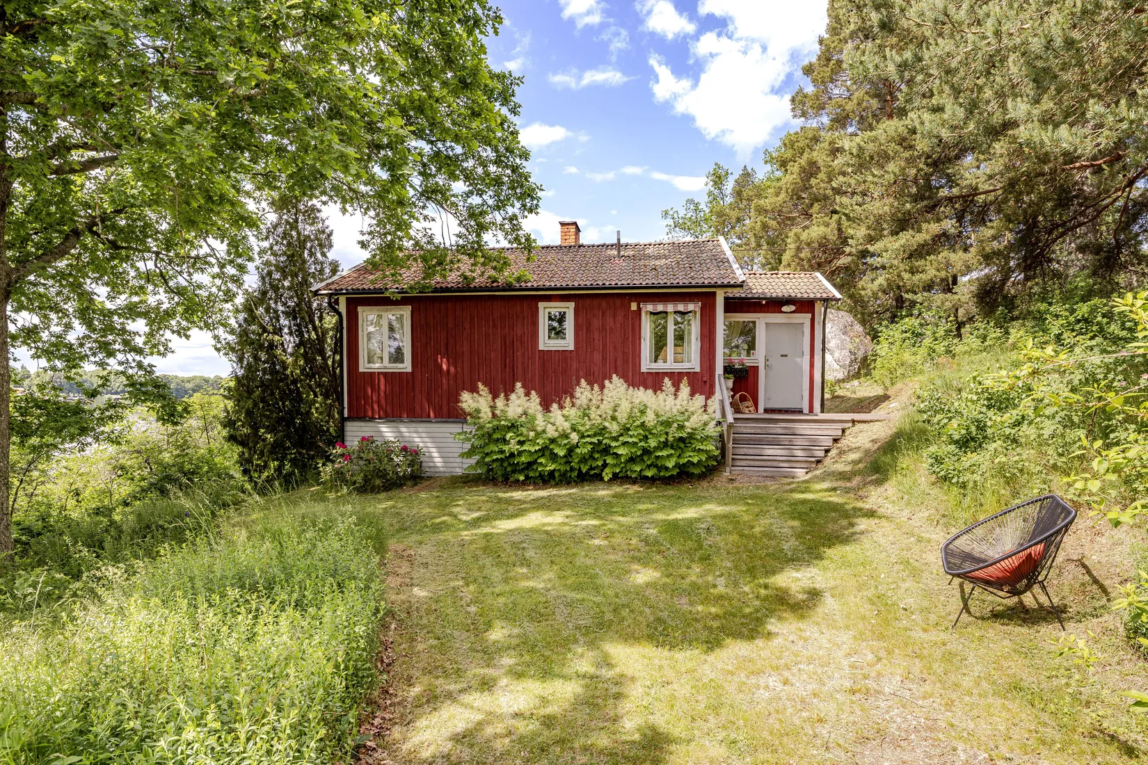 Villa, Mora Sjötorp 3  & Mora Sjötorp 2, Mora/Sundbyholm, Eskilstuna