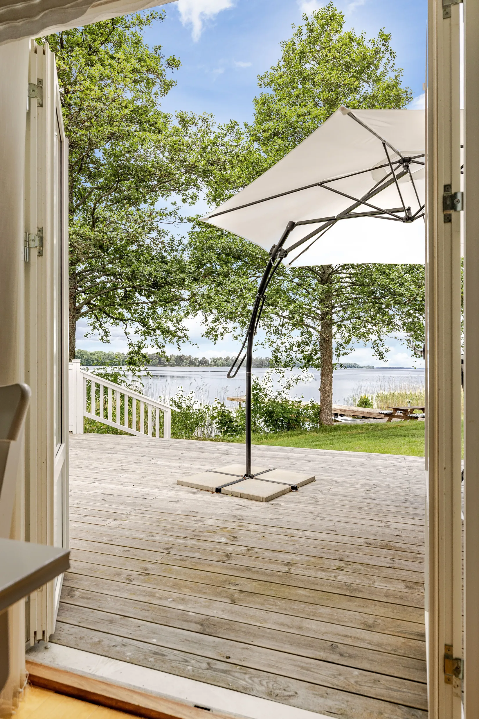 Villa, Mora Sjötorp 3  & Mora Sjötorp 2, Mora/Sundbyholm, Eskilstuna