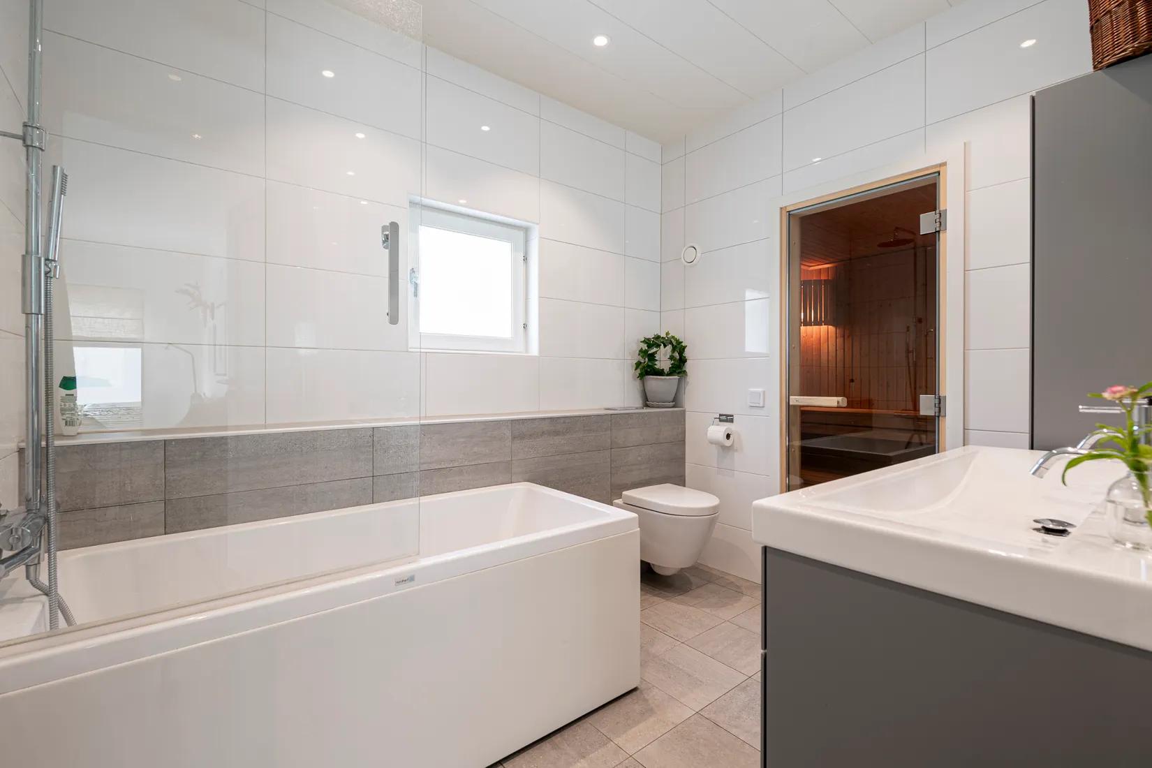 Villa, Mastvägen 7, Framnäs, Västerås