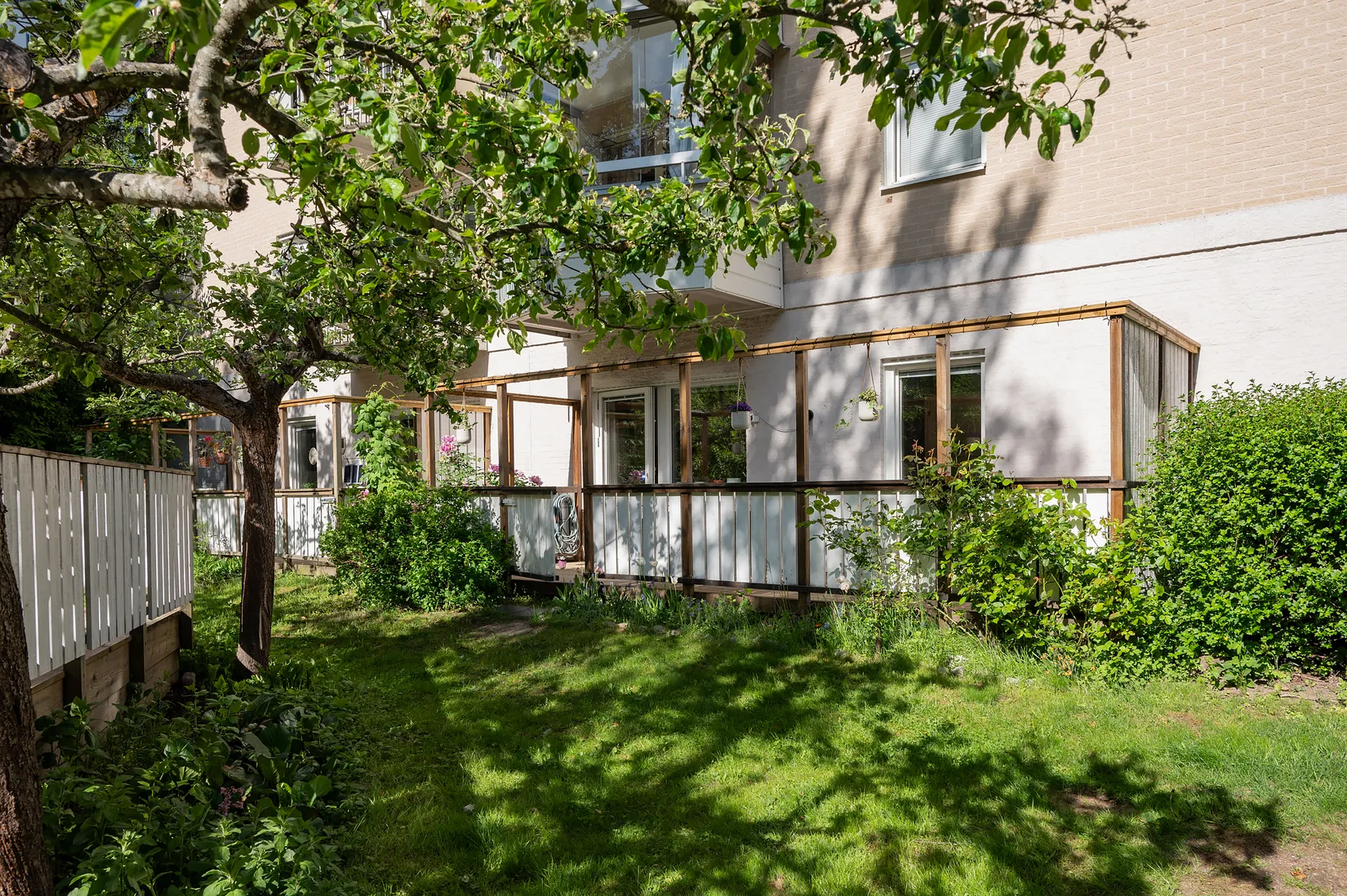 Bostadsrätt, Lillhagsvägen 8, Älvsjöbadet, Stockholm