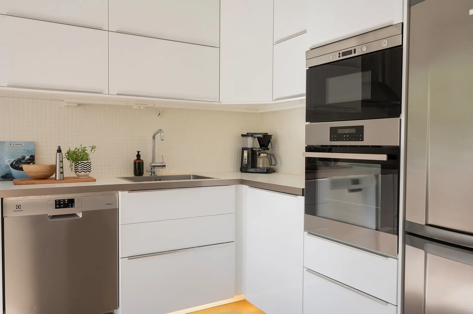 Bostadsrätt, Lillhagsvägen 8, Älvsjöbadet, Stockholm