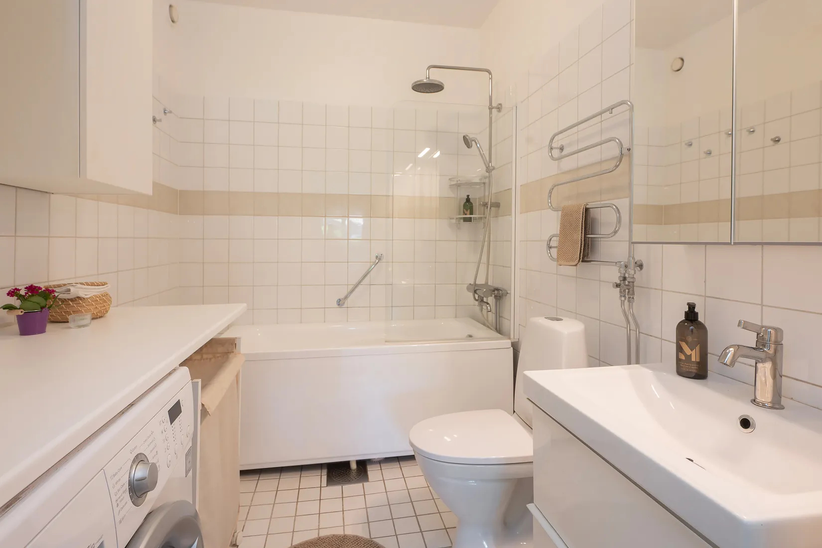 Bostadsrätt, Lillhagsvägen 8, Älvsjöbadet, Stockholm