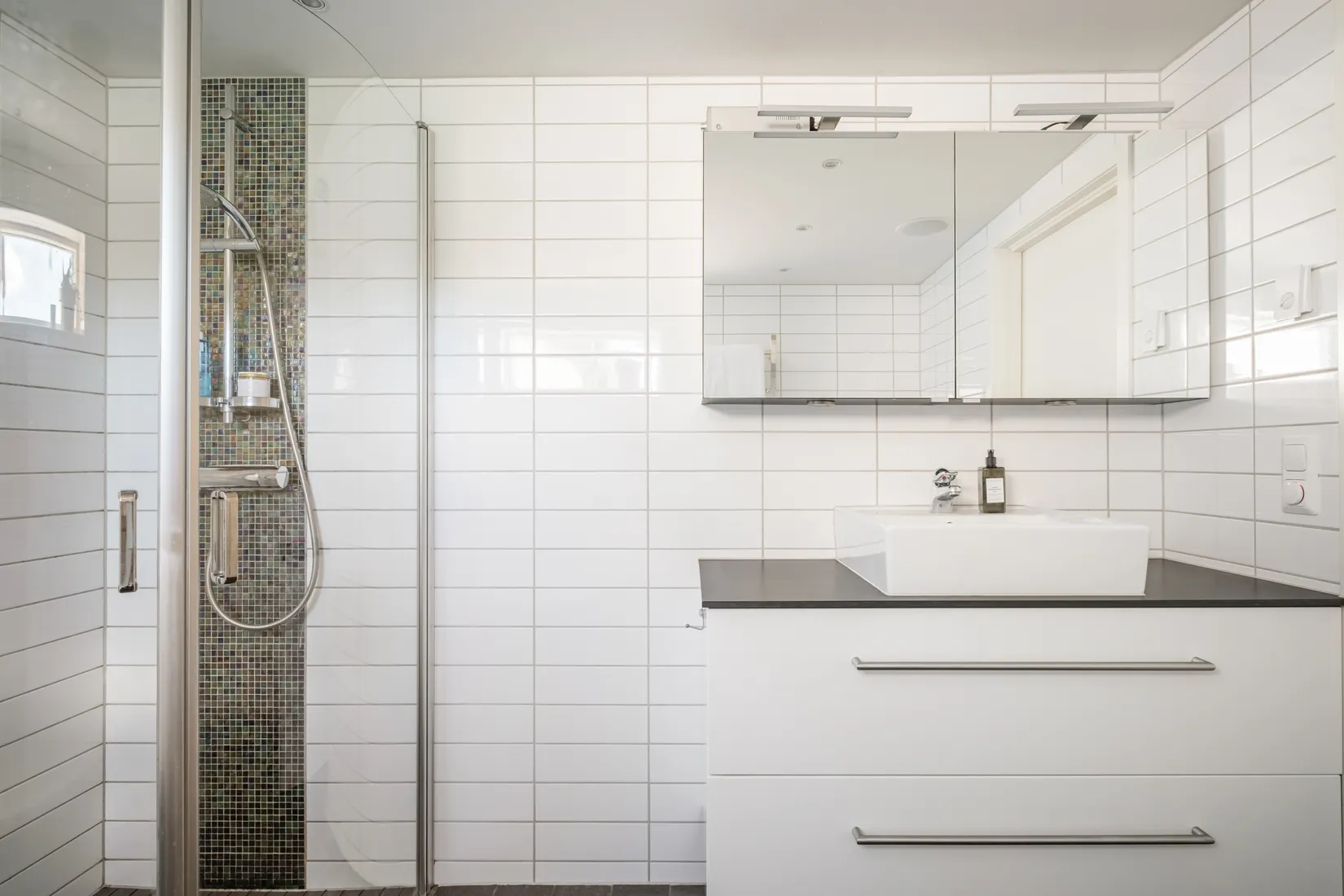 Radhus, Björkhagsvägen 17, Ormsta, Vallentuna