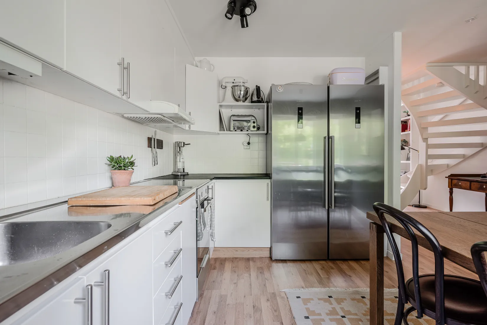 Radhus, Kullabergsvägen 29, Solgårdsgärde, Vallentuna