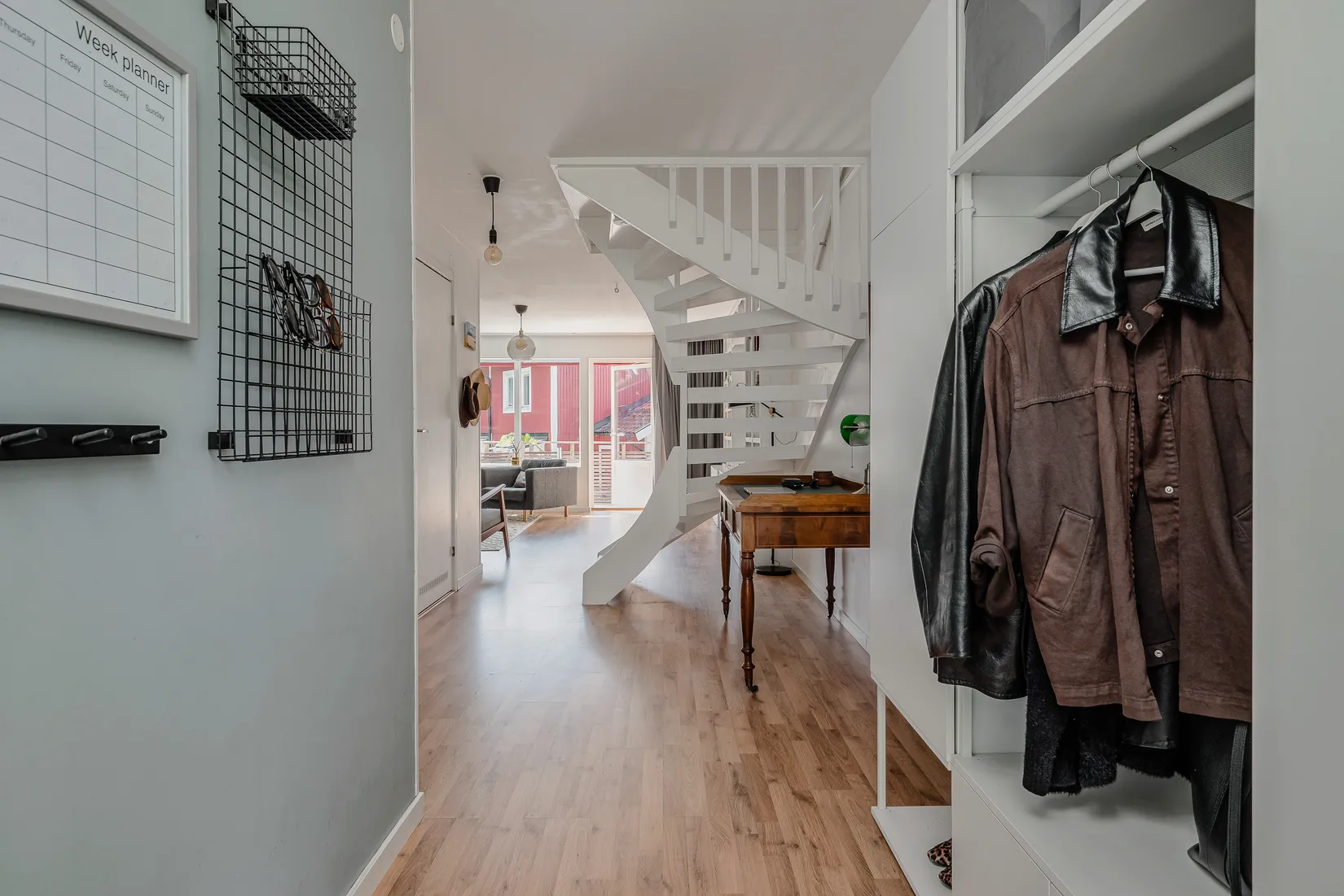 Radhus, Kullabergsvägen 29, Solgårdsgärde, Vallentuna