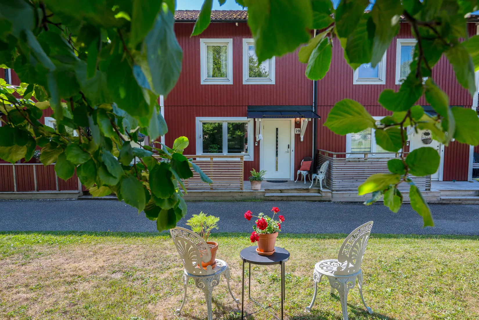 Radhus, Kullabergsvägen 29, Solgårdsgärde, Vallentuna
