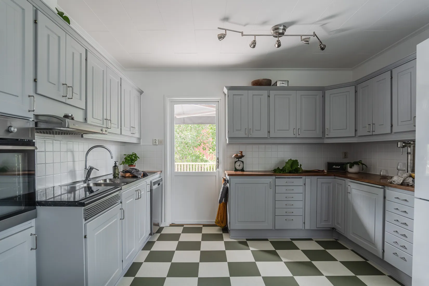 Villa, Karlslund 164A, Lagga, Knivsta
