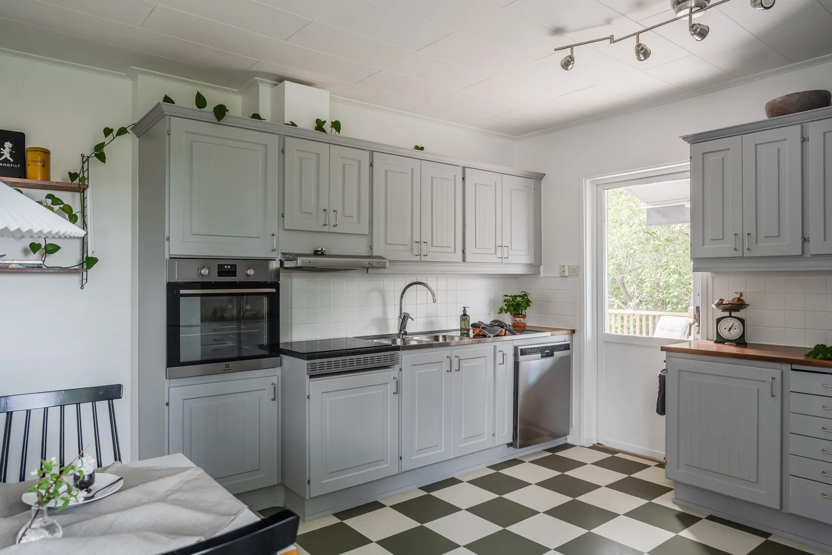 Villa, Karlslund 164A, Lagga, Knivsta