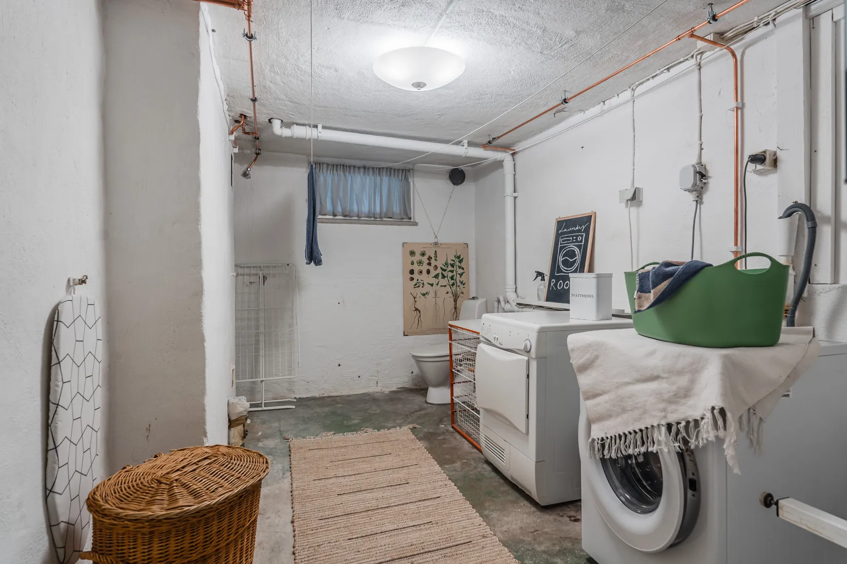 Villa, Karlslund 164A, Lagga, Knivsta