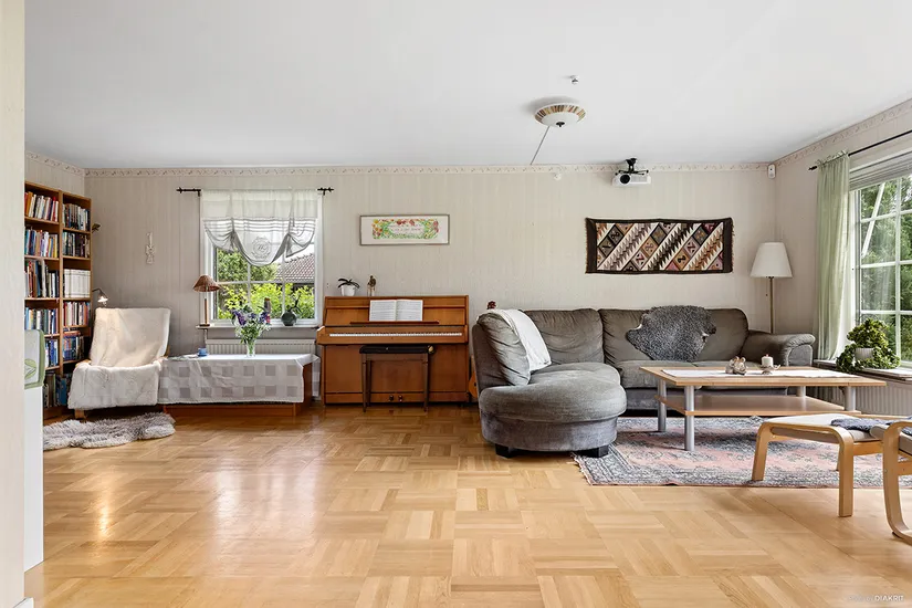 Villa, Hjälmsjövägen 21, Örkelljunga