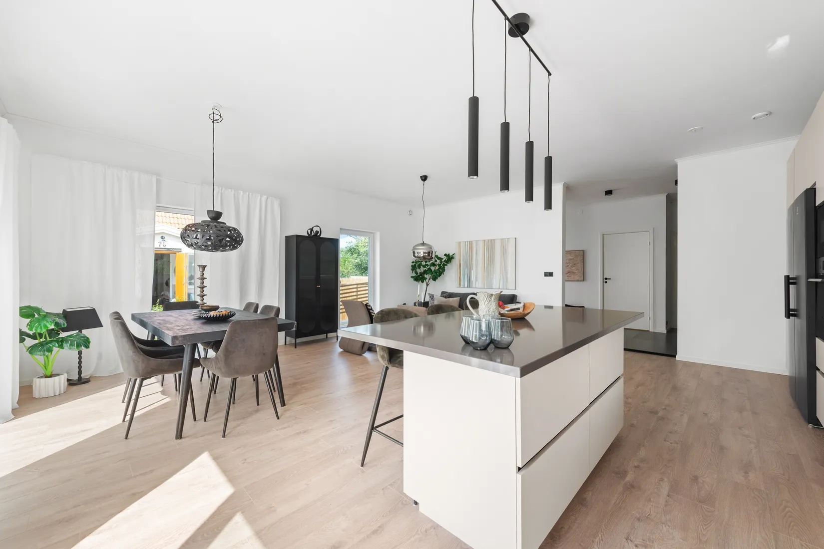 Villa, Ängsvägen 74, Snättringe , Huddinge