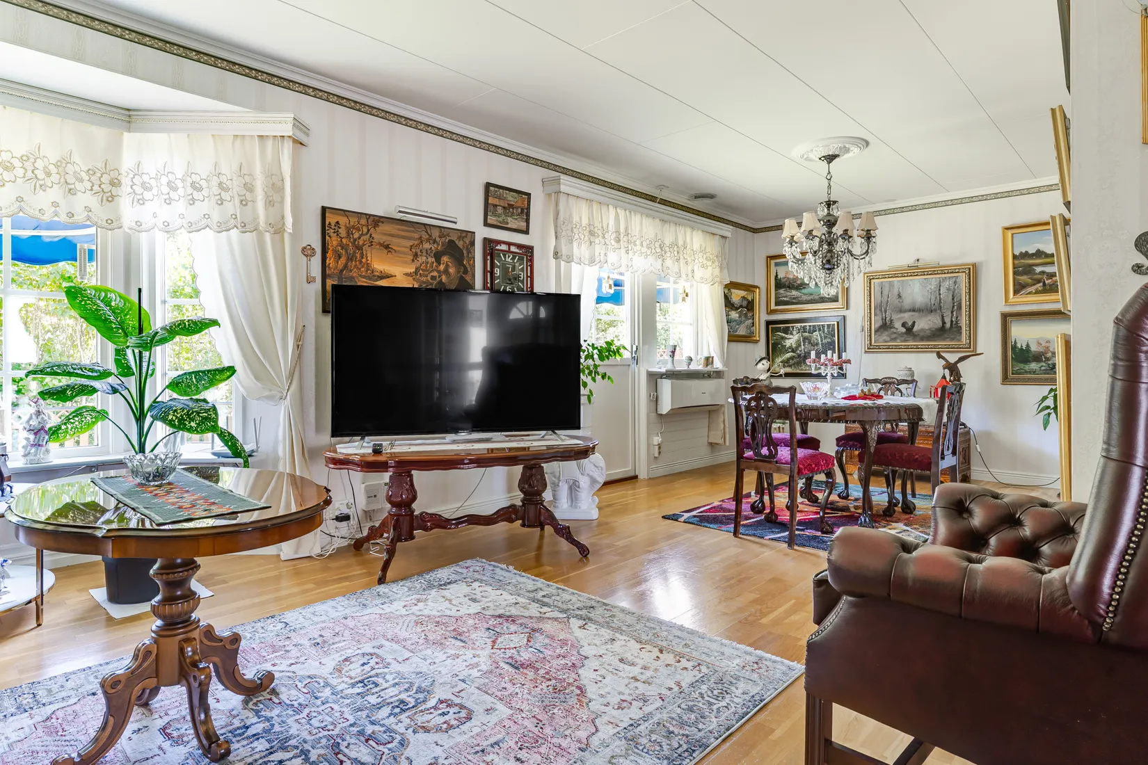 Villa, Hagviksvägen 9, Hagviken, Håbo